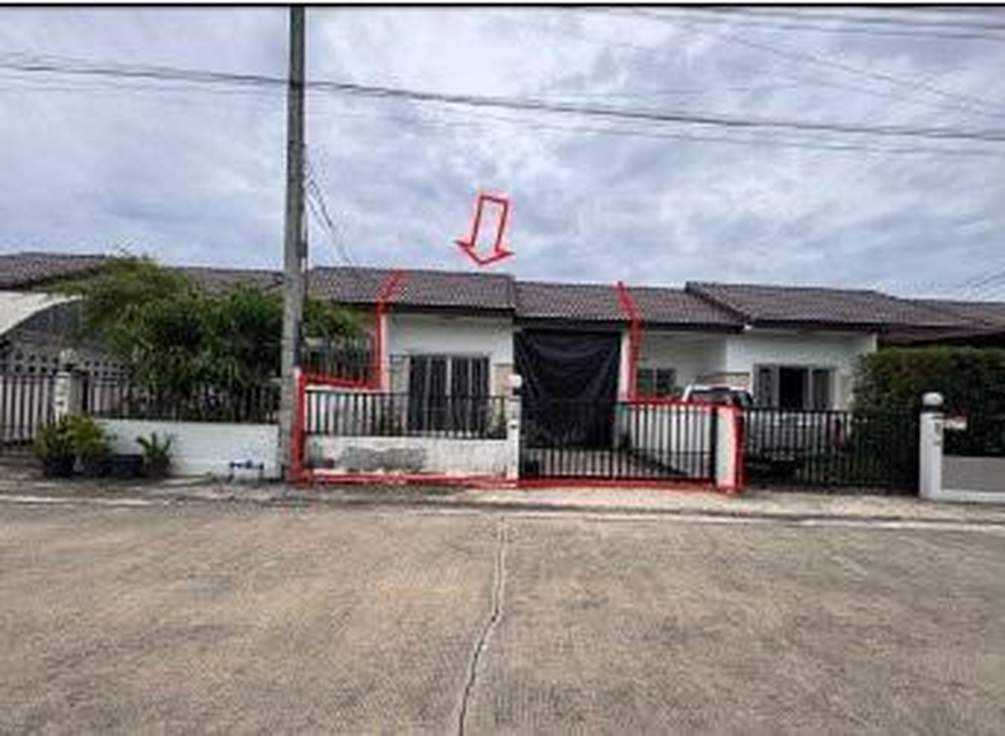 ทรัพย์สถาบันโดย GHB ทาวน์เฮาส์ ซอยม.ทวีสุข 2 ถนนสายหมู่บ้านสหกรณ์ มอ