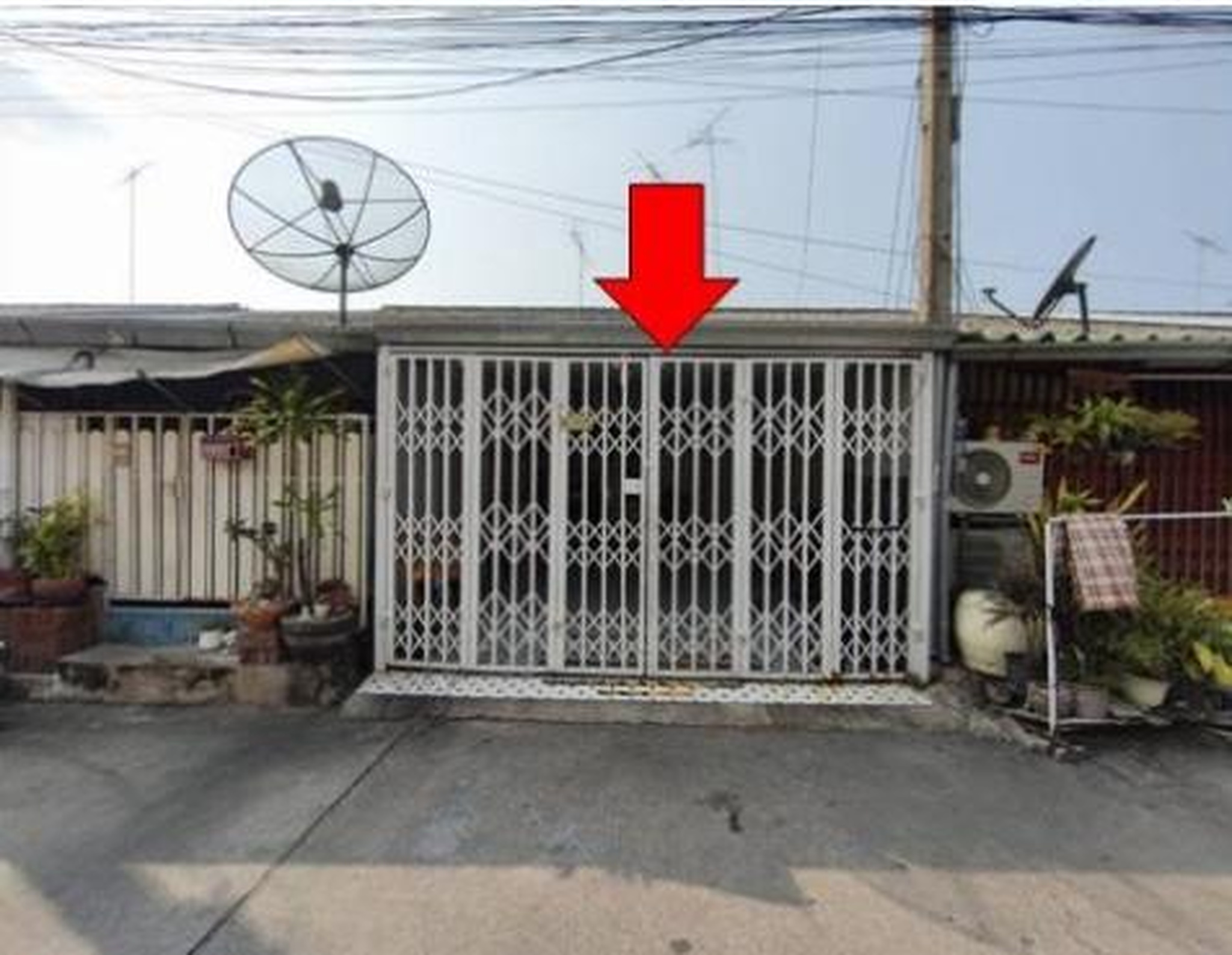 ทรัพย์สถาบันโดย GHB ทาวน์เฮาส์ ซอยม.เพชรทวี ถนนเพชรบ้านสวน