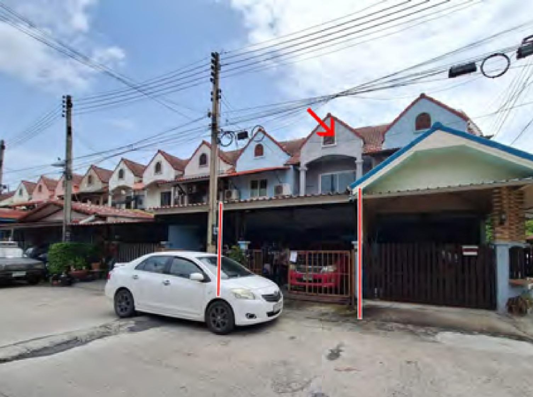 ทรัพย์สถาบันโดย GHB ทาวน์เฮาส์ เทียนดัดวิลเลจ (Thien Dat Village)