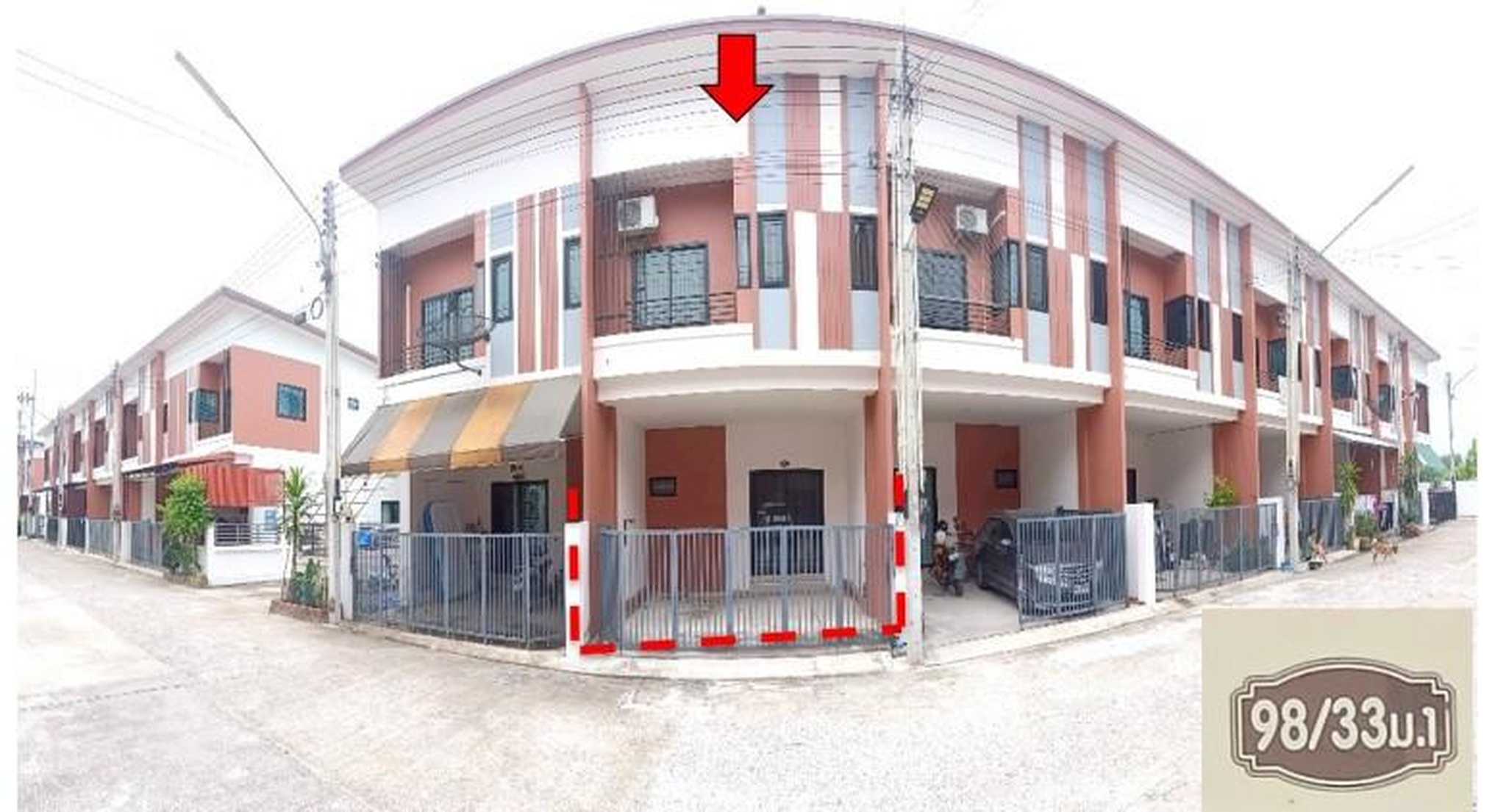 ทรัพย์สถาบันโดย GHB ทาวน์เฮาส์ ถนนศุขประยูร