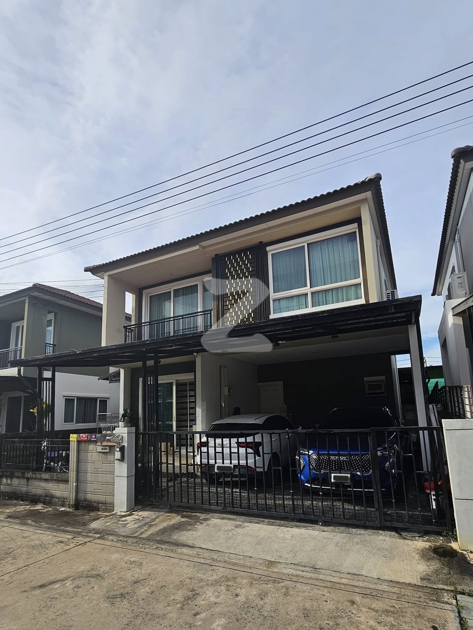 🏠  ปล่อยเช่าบ้านพร้อมอยู่ หมู่บ้านโกลเด้นนีโอ บางนา- กิ่งแก้ว ซอยกิ่งแก้ว 31                              : เจ้าของให้เช่าเอง (งดรับนายหน้า)
