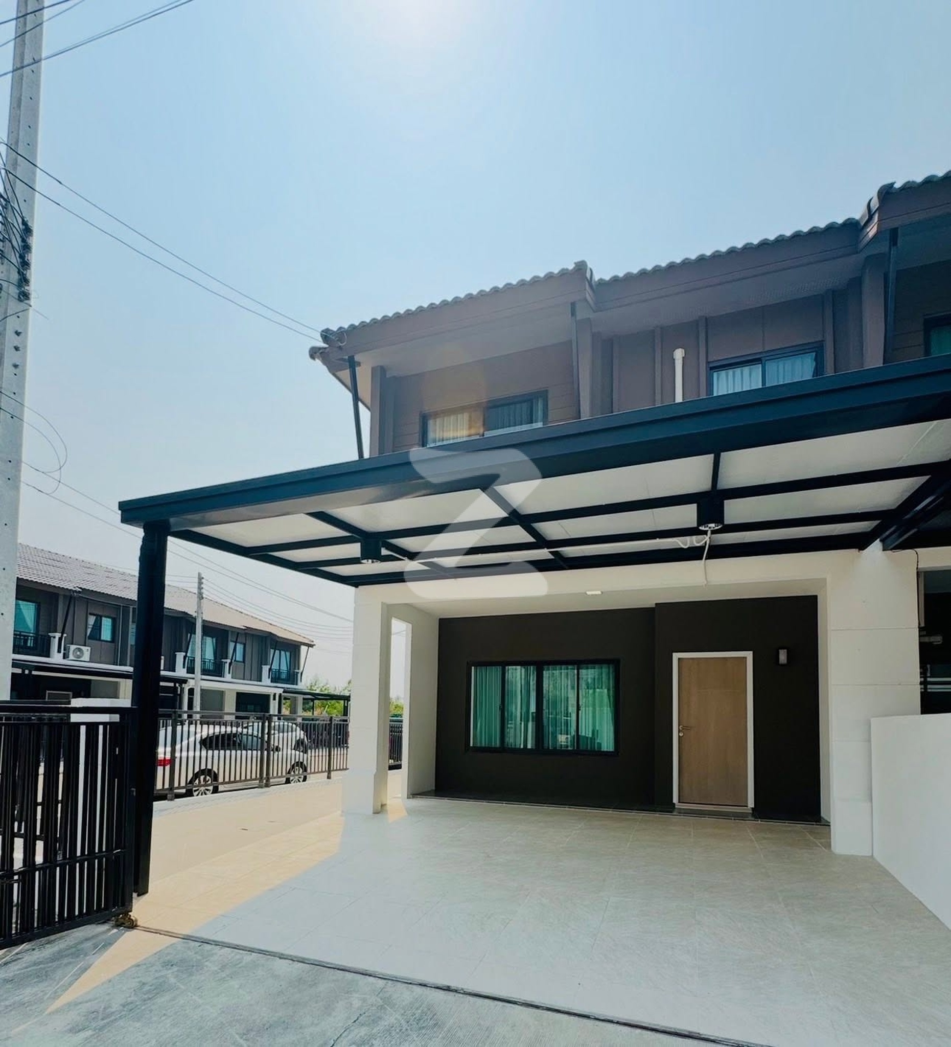 ปล่อยเช่า ทาวน์โฮม สร้างใหม่ แบบ 2 ที่จอดรถ (แปลงมุม) แม่เหียะ 🏡 ✈️ ใกล้สนามบินนานาชาติเชียงใหม่ เพียง 7 นาที ✈️ : เจ้าของให้เช่าเอง (งดรับนายหน้า)