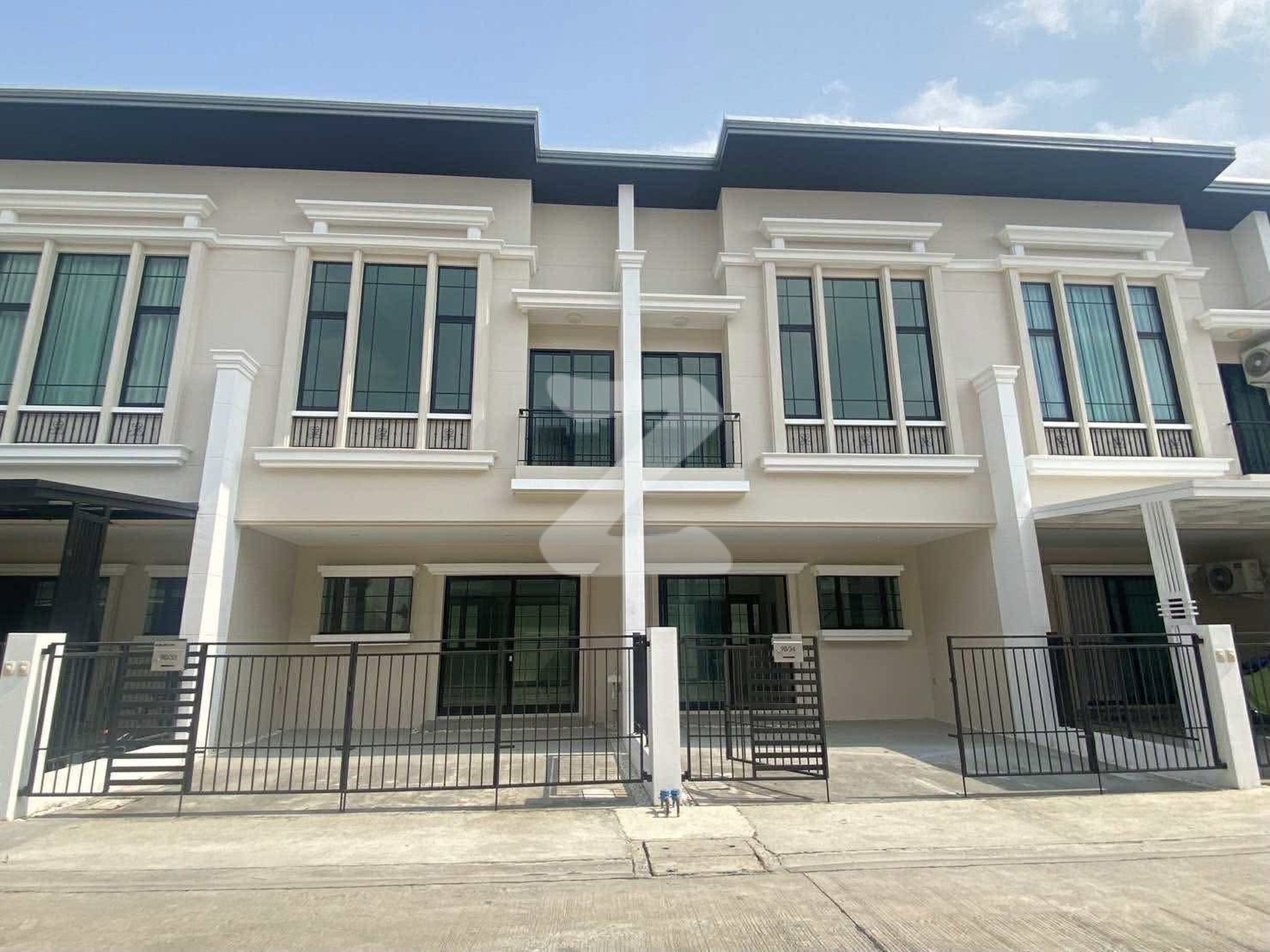 เจ้าของปล่อยเช่าเอง❤️🏡 🏡 บ้านเช่าสไตล์มินิมอล พร้อมอยู่ 📍 หมู่บ้านเบอร์ลิงตัน สุขสวัสดิ์–พุทธบูชา (ซ.สุขสวัสดิ์ 26 / พุทธบูชา 39) : เจ้าของให้เช่าเอง (งดรับนายหน้า)