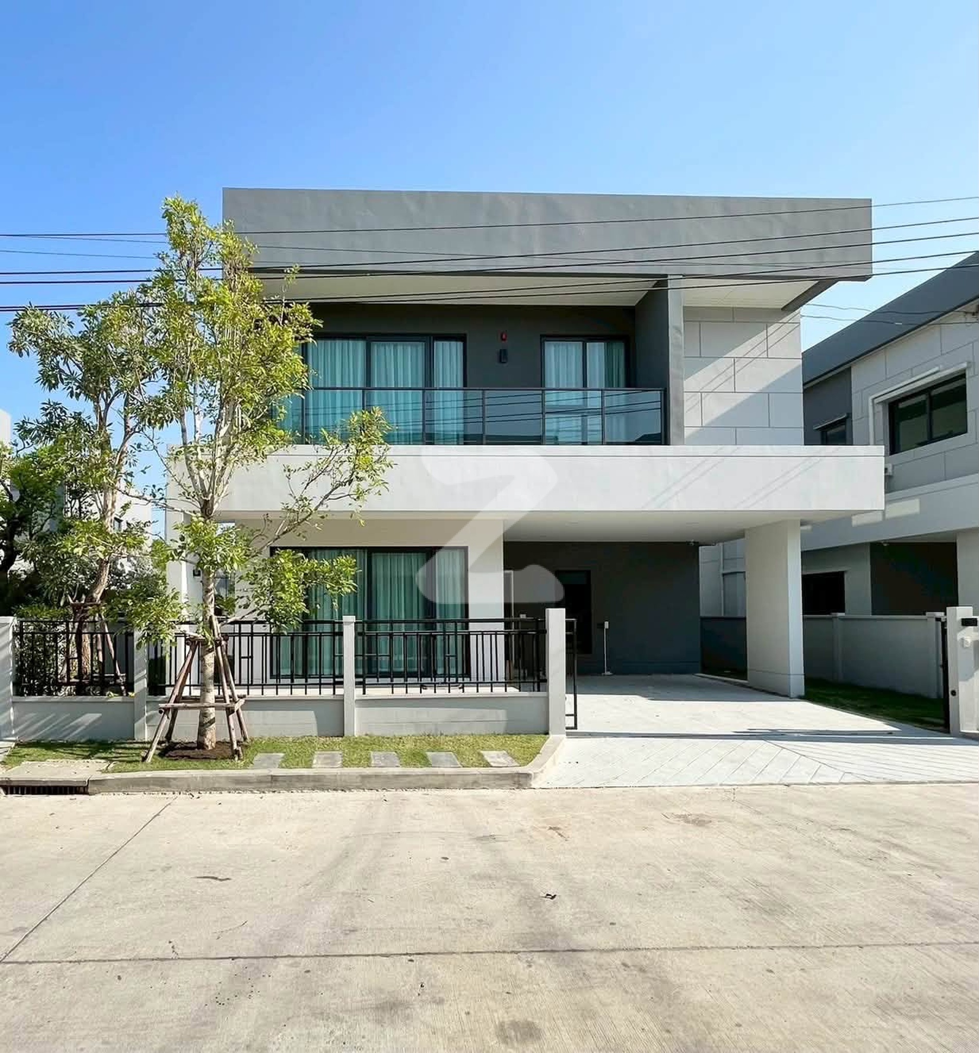 🔖 Owner post, Agent welcome 🔖  Centro บางนา (เฟส1)  บ้านว่างพร้อมเข้าอยู่📍 ใกล้เมกา บางนา เพียง1.5 กิโลเมตร : เจ้าของให้เช่าเอง (งดรับนายหน้า)