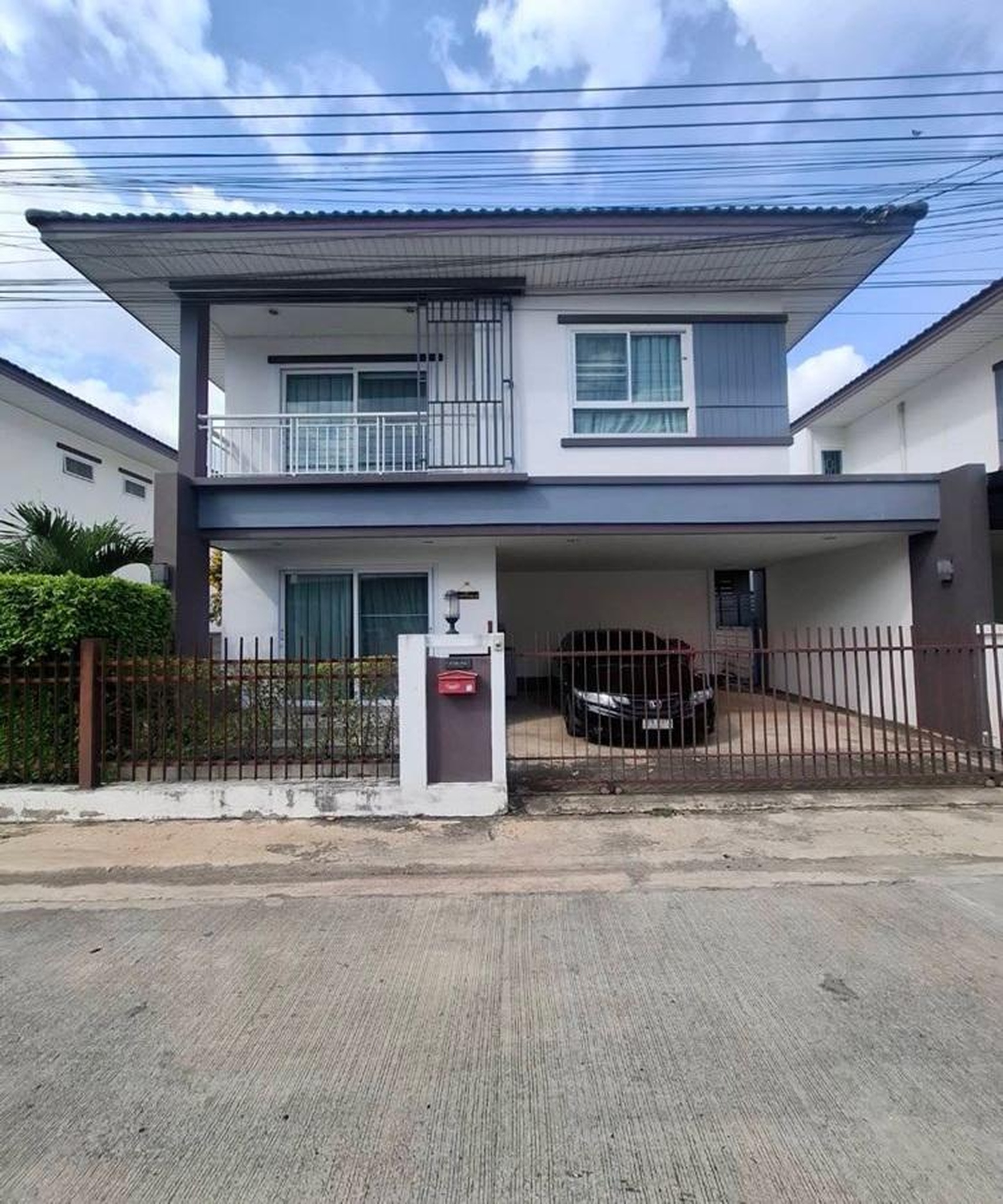 ทรัพย์สถาบันโดย GHB บ้านแฝด ซอยถนนเลียบคลองชลประทาน/ม.เดอะเฟิ ถนนเลี่ยงเมืองนครราชสีมา(ทล.204)