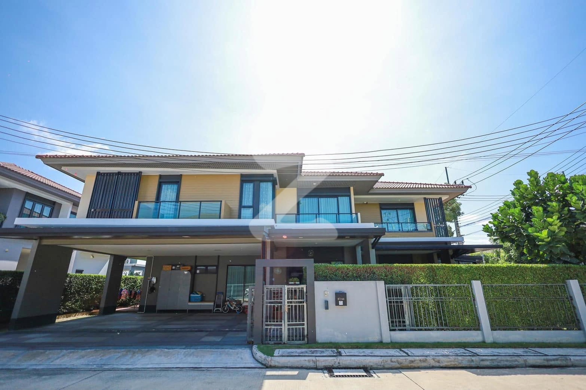 😄 เจ้าของบ้านขายเอง 😄 🏡🏡 ขายบ้านเดี่ยวพร้อมเฟอร์นิเจอร์และเครื่องใช้ไฟฟ้า พร้อมเข้าอยู่ 🏠🏘️ หิ้วกระเป๋าใบเดียวเข้าบ้านได้เลย  : เจ้าของขายเอง (งดรับนายหน้า)