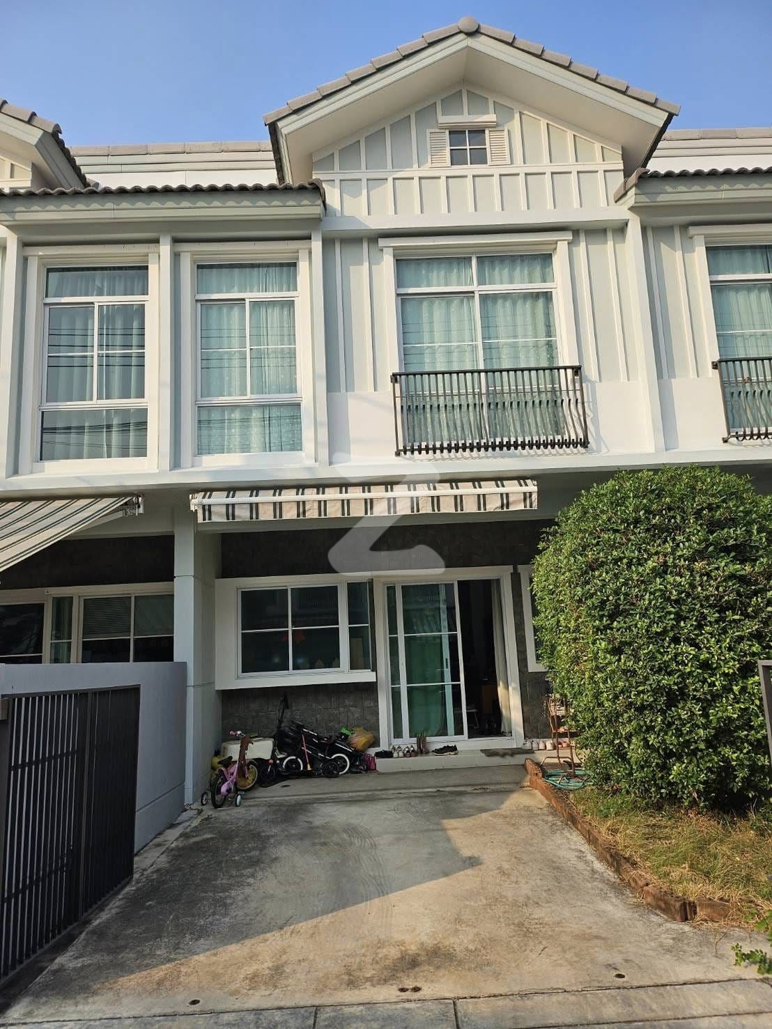 📣ขาย/เช่า ทาวน์โฮมพร้อมอยู่   #สมุทรปราการ #แพรกษา 🏡 โครงการ : indy ศรีนครินทร์ แพรกษา จากแบรนด์ Land&House : เจ้าของขายเอง (งดรับนายหน้า)