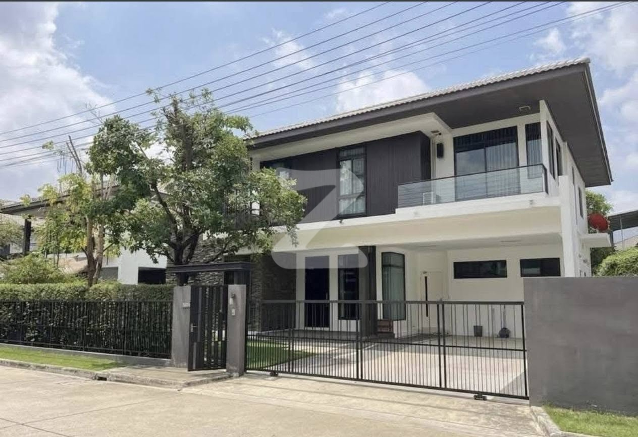บ้านเช่า​ 4​ นอน​ + ห้อง​ maid ศรีนครินทร์​-บางนา ***(เจ้าของ Post เอง)***                         : เจ้าของให้เช่าเอง (งดรับนายหน้า)