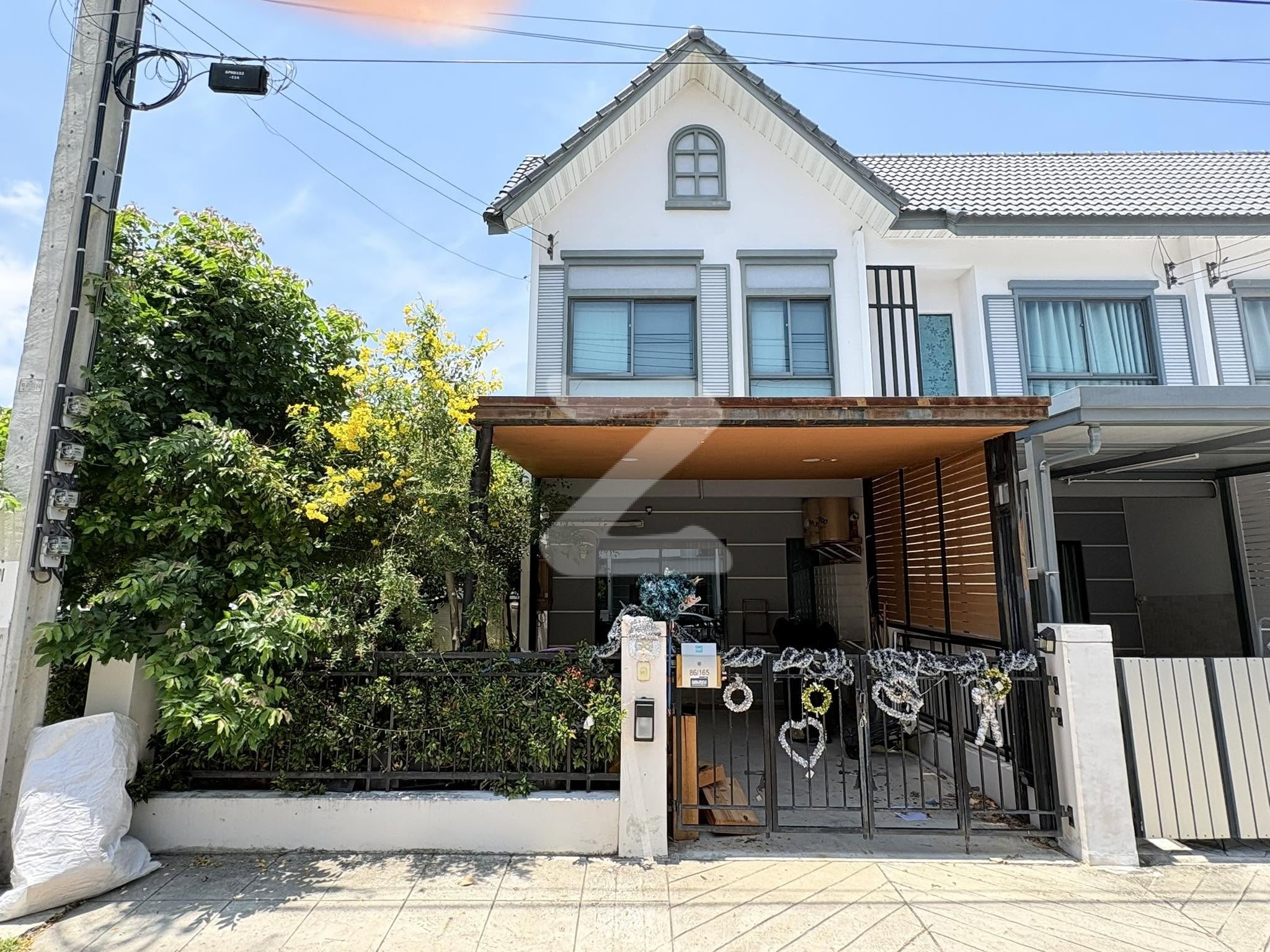 ประกาศขายบ้าน ซอยเอแบคบางนา (เจ้าของขายเองจ้า) Townhome หลังมุม โครงการ Modi Villa Bangna, บางนา-ตราด กม.26 : เจ้าของขายเอง (งดรับนายหน้า)