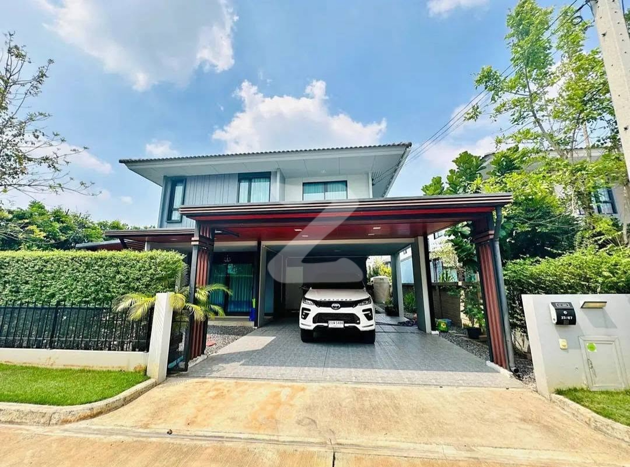บ้านเดี่ยว หมู่บ้านคณาสิริ รังสิตคลอง2 (ใกล้ตลาดนานาเจริญ )  ขายค่ะ...6,300,000 (ราคาต่อรองได้) : เจ้าของขายเอง (งดรับนายหน้า)