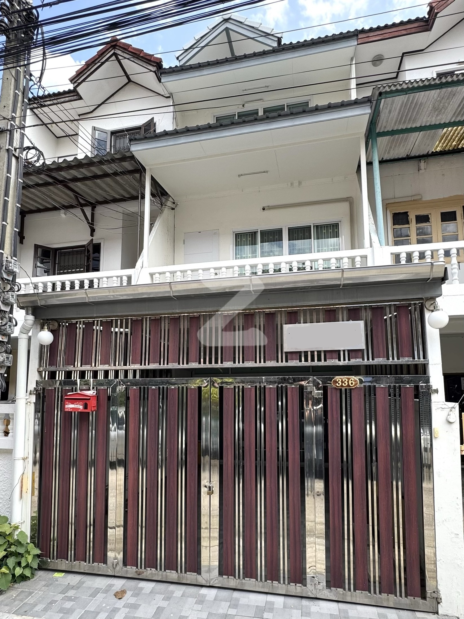 ปล่อยขายด่วน !! โครงการ หมู่บ้านสินทวีสวนธน 1  เดินทางสะดวกสุดๆ รีโนเวททั้งหลังเรียบร้อย : เจ้าของขายเอง (งดรับนายหน้า)