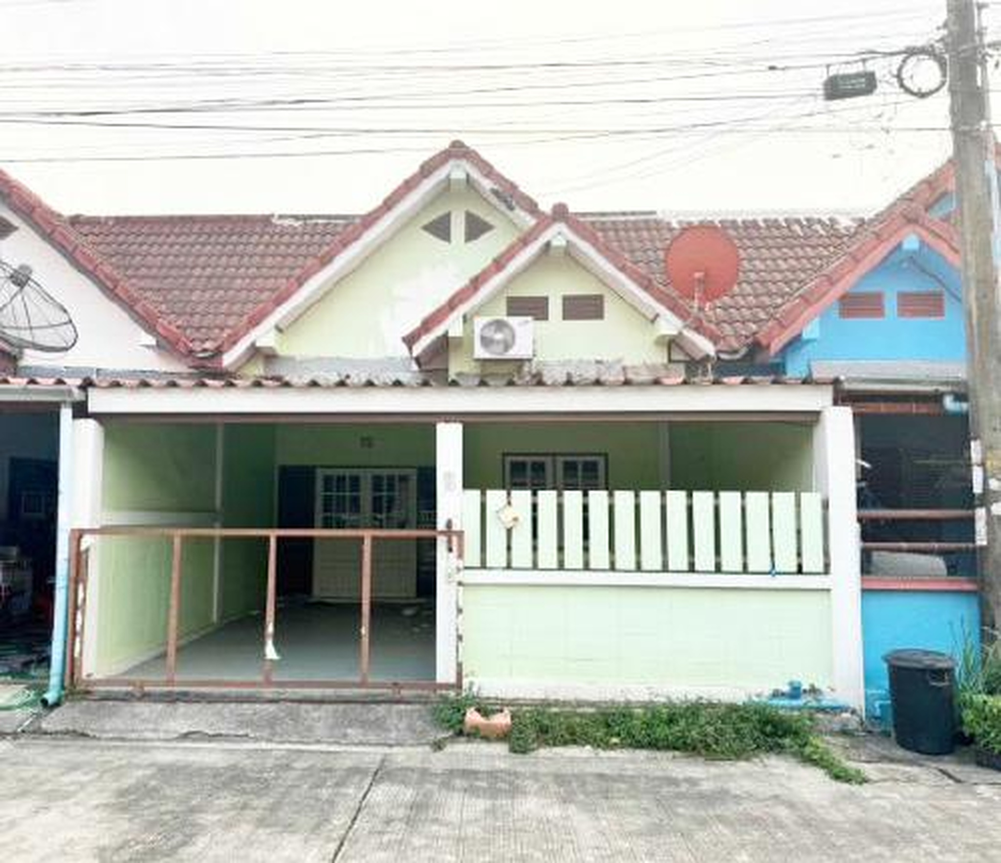 ทรัพย์สถาบันโดย GHB ทาวน์เฮาส์ เพลินตา (Baan Aranya)