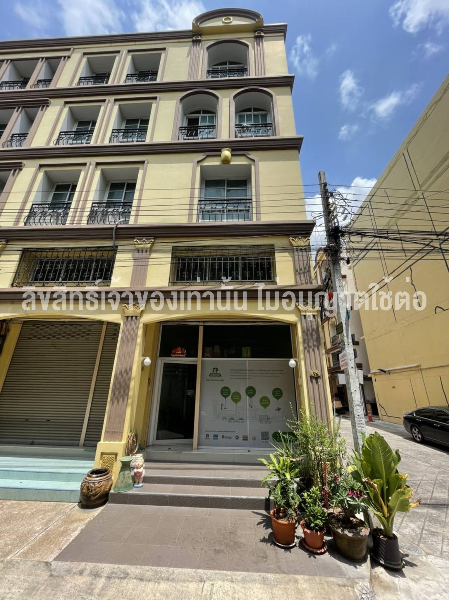 อาคารแต่งใหม่ ชั้น1-2 ทำสำนักงาน 3-4พักอาศัย เดินถึงใกล้รถไฟฟ้า 4.5ชั้น ห้องมุม แถมผู้เช่าจ่ายดีราคาสูง : เจ้าของขายเอง