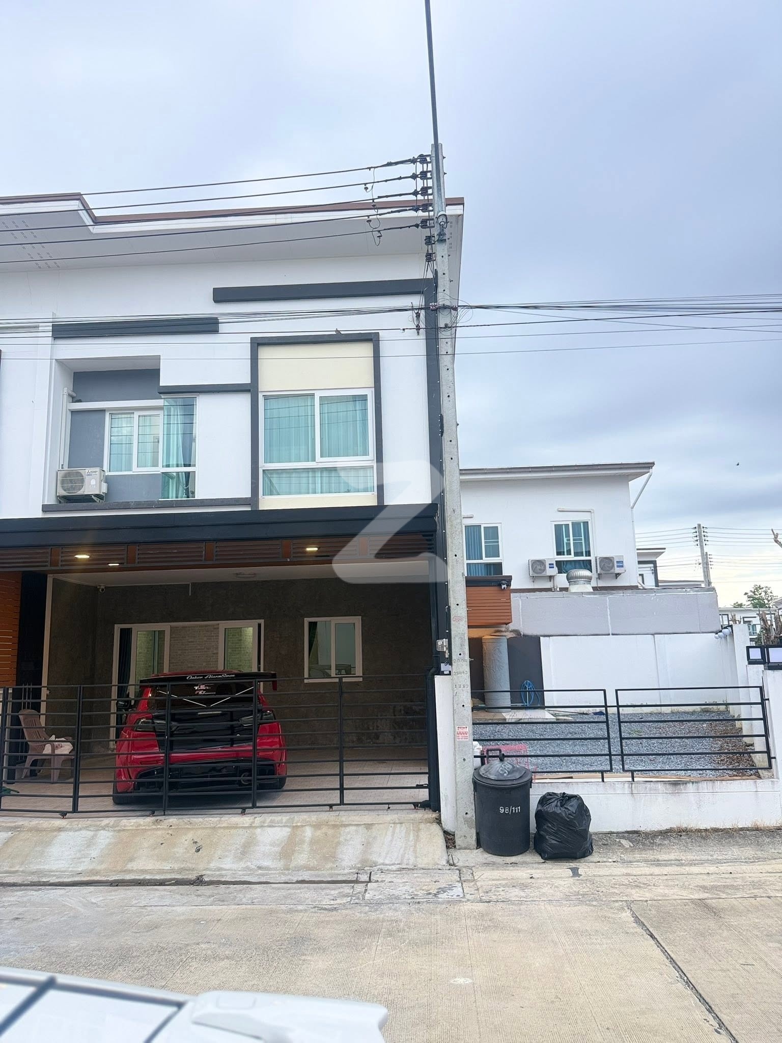 📍เปิดเช่าบ้านหลังมุม โครงสร้างอิฐแดงทั้งหลังหมู่บ้าน เก้ามงคล วิลเลจ พุทธมณฑลสาย5 (เจ้าของปล่อยเช่าเอง) : เจ้าของให้เช่าเอง (งดรับนายหน้า)
