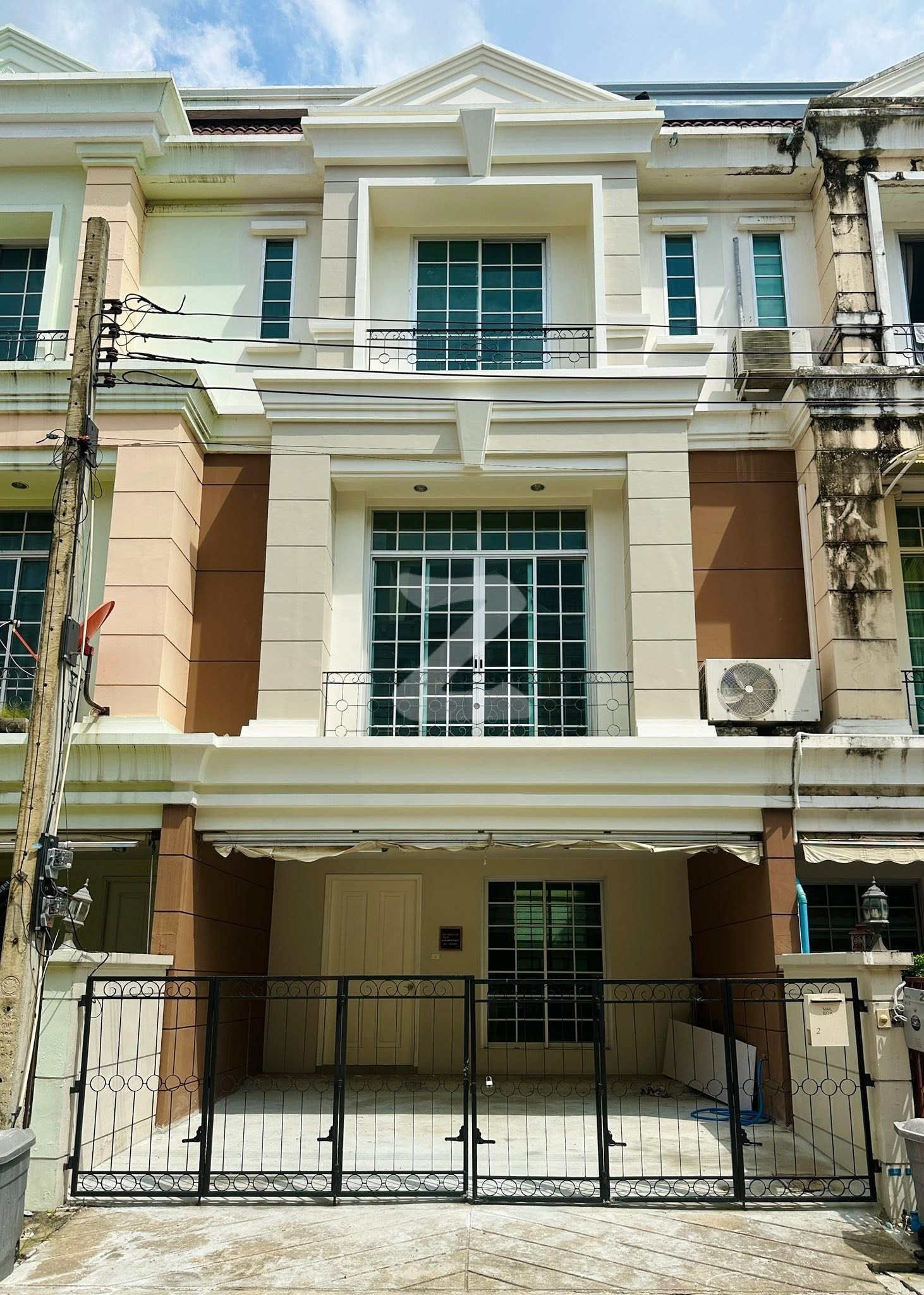 Owner post  🏠ขายทาวโฮมสวย พลัส ซิตี้ พารค์ เกษตร-งามวงศ์วงวาน 47 ( โครงการของบมจ.แสนสิริ ) ทำเลดีใกล้มหาวิทยาลัย ใกล้โรพยาบาล แค่ 4.29 ล้าน ‼️ : เจ้าของขายเอง (งดรับนายหน้า)
