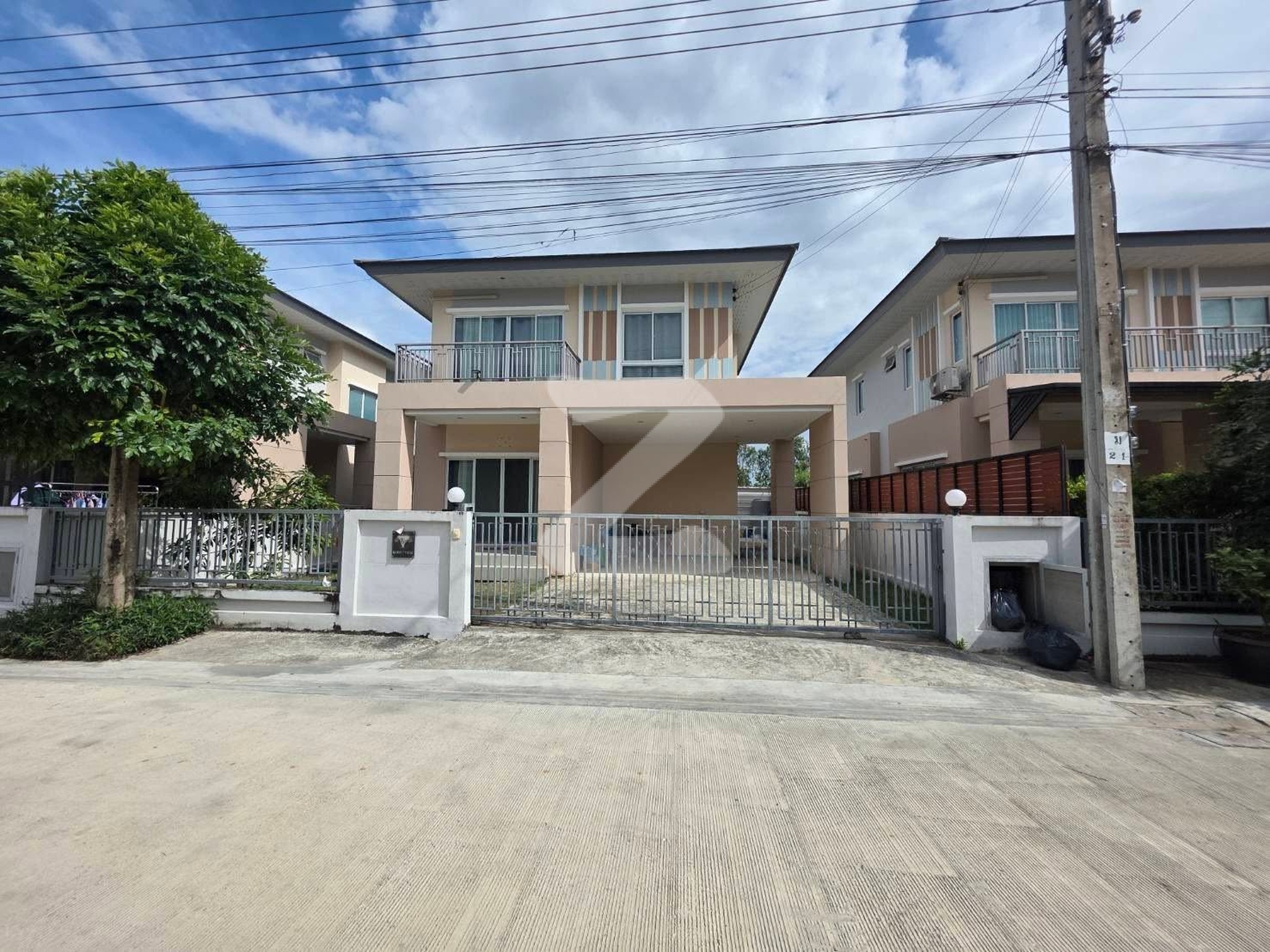 ขายบ้าน 🏡🏡🏡บ้านเดี่ยว ม.วิลล่าจามจุรี ‼️ขอเปิดขายที่ราคา 4,500,000 บาท‼️ (ราคานี้ลดให้แล้ว) เจ้าของบ้านขายเอง : เจ้าของขายเอง (งดรับนายหน้า)
