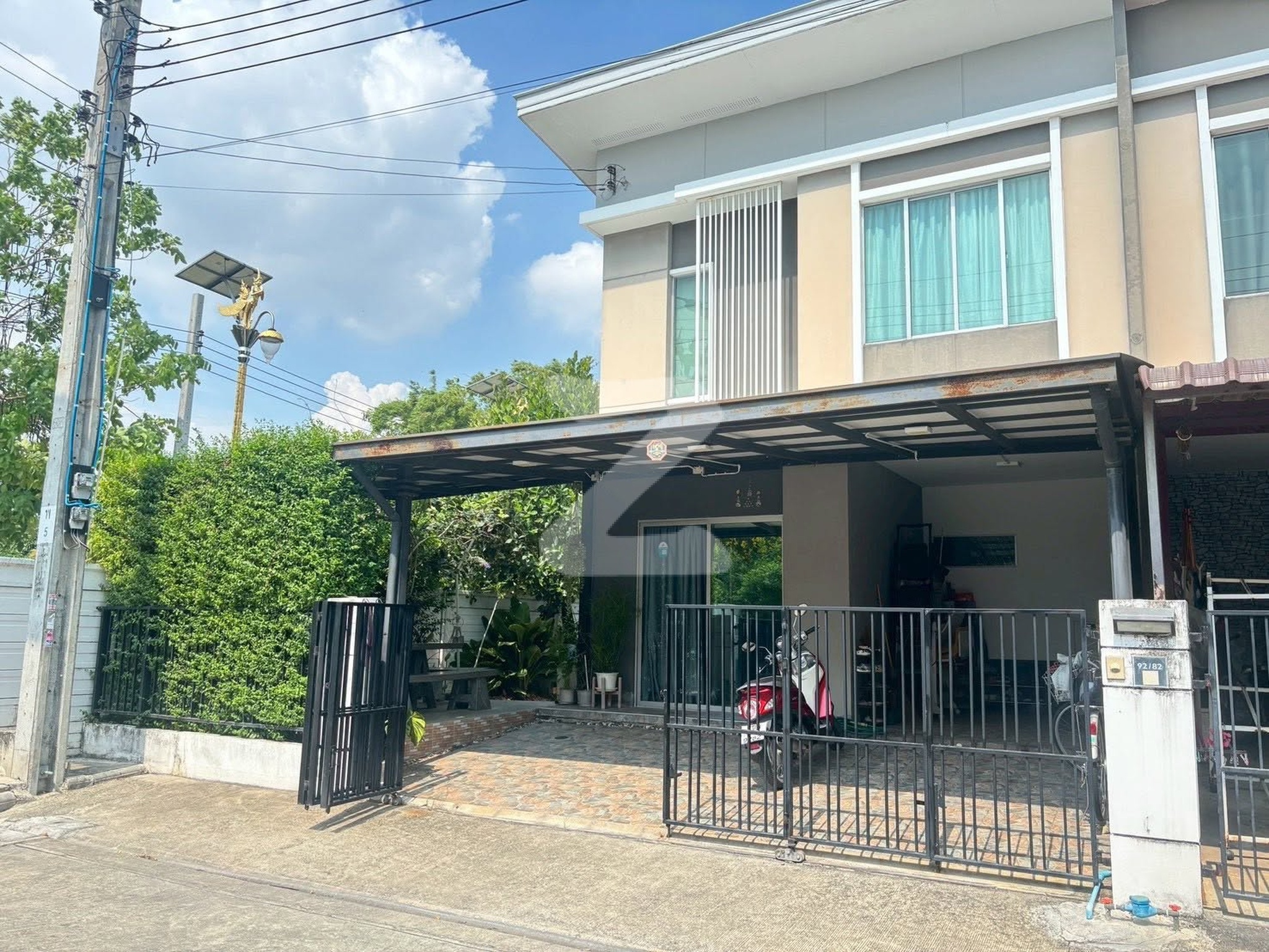 #ขายบ้าน พฤษาวิลล์92 อ่อนนุช-สุวรรณภูมิ ลาดกระบัง14/1 ราคาขาย 3.35 ล้านบาท ** ( ฟรีค่าโอน ) : เจ้าของขายเอง (งดรับนายหน้า)