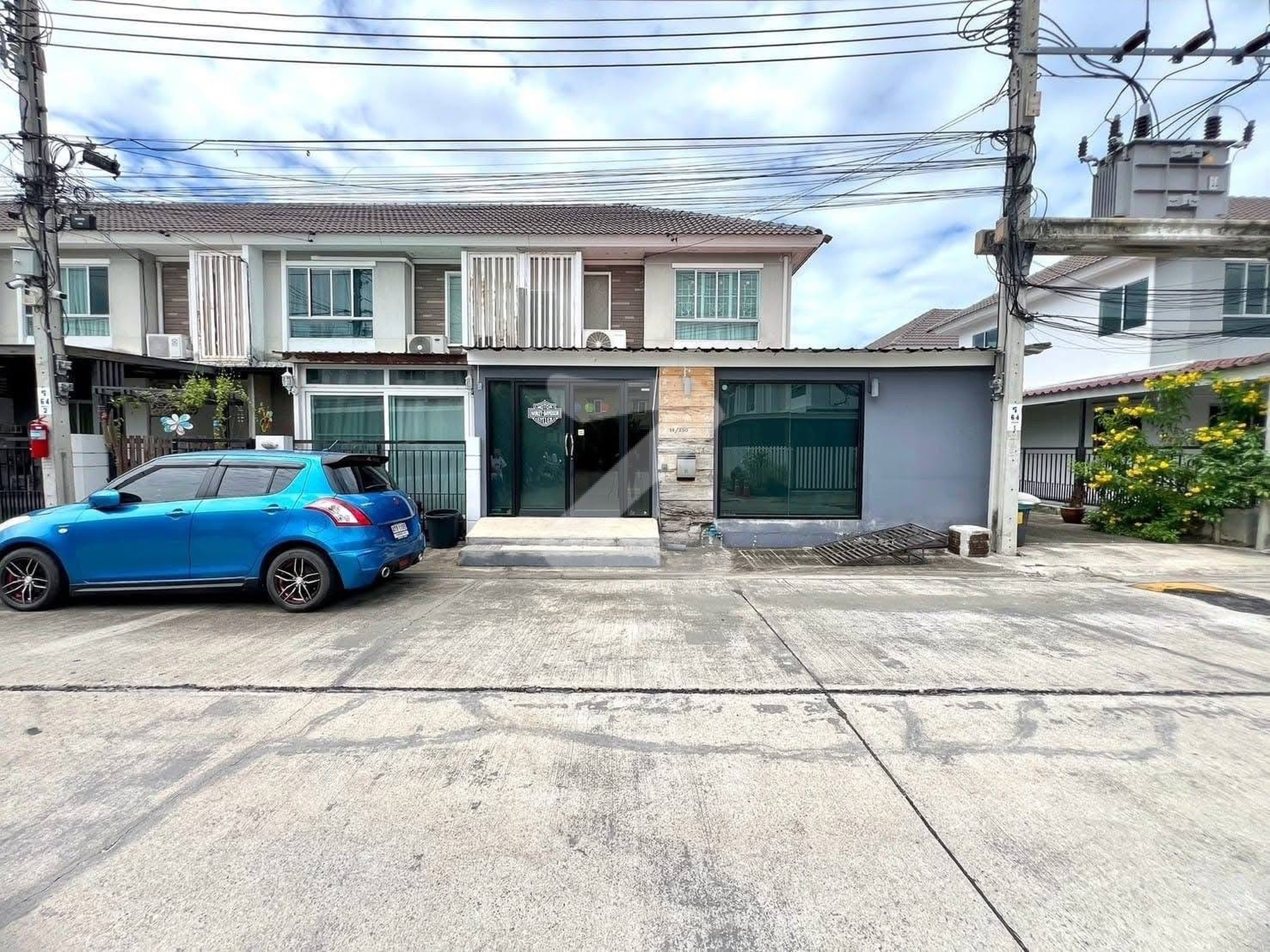‼️ขายทาวน์โฮม 2 ชั้นหลังมุม หมู่บ้านพฤกษาวิลล์ 47/2 พุทธบูชา 36 ต่อเติมเต็มพื้นที่หน้าบ้านและด้านข้าง ได้พื้นที่ใช้สอยกว้างเหมือนได้บ้านเดี่ยว✨ : เจ้าของขายเอง (งดรับนายหน้า)