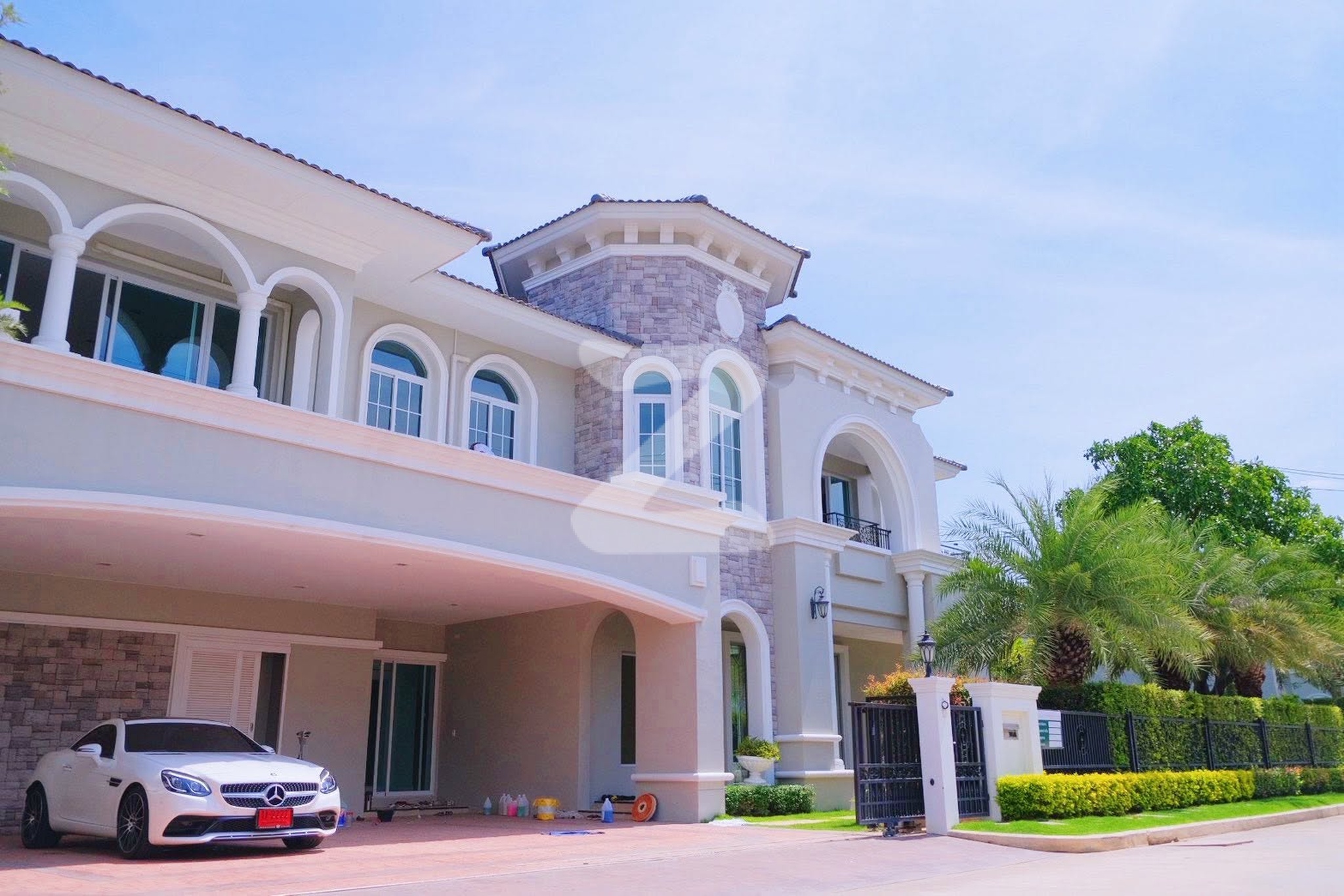 เจ้าของขายเอง Two Grand Monaco 🏡✨ วงแหวน-บางนา ทำเลทอง ฮวงจุ้ยดีมาก💰                                   : เจ้าของให้เช่าเอง (งดรับนายหน้า)