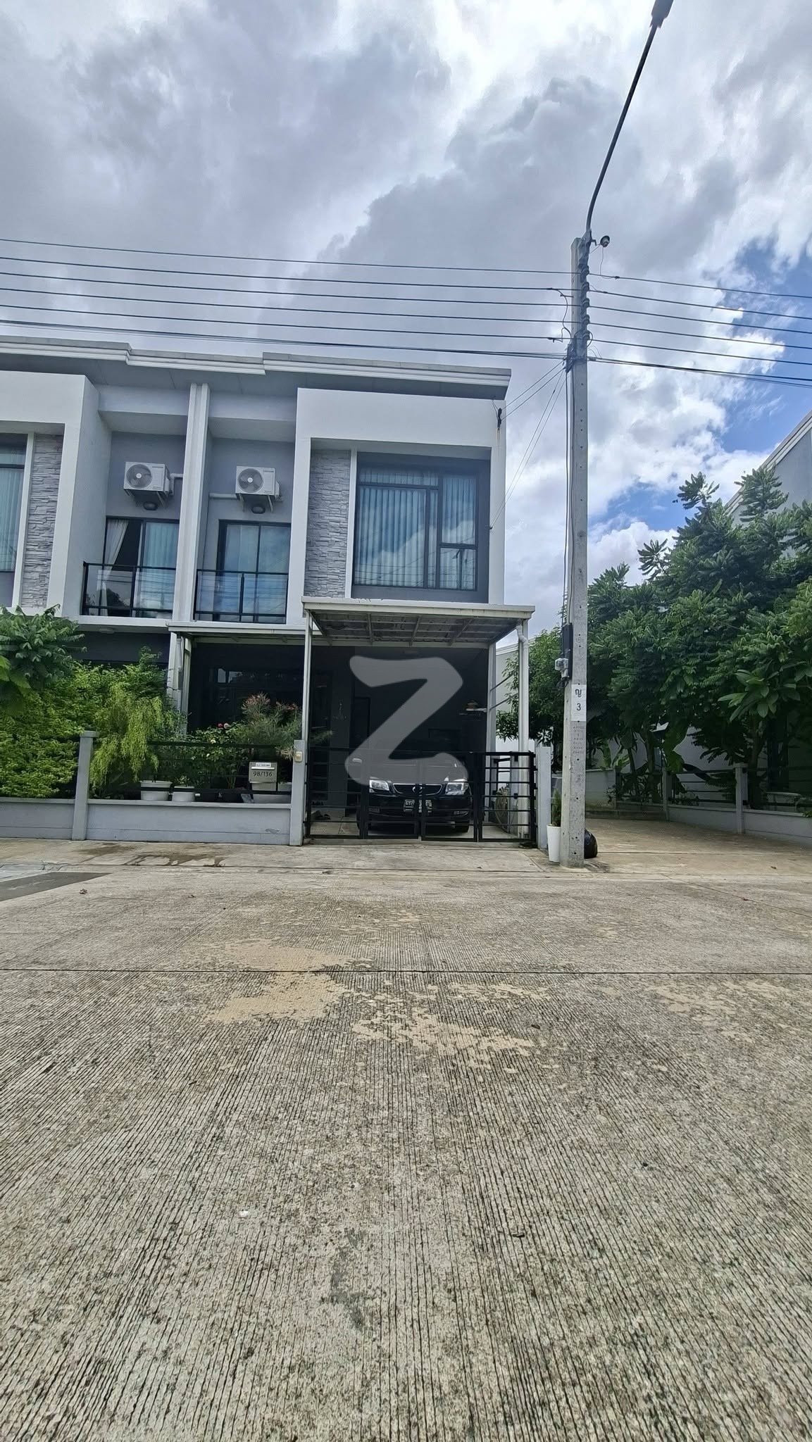 ขายบ้าน พลีโน่ ปิ่นเกล้า-จรัญ 18 ตร.ว หลังมุมติดที่กลับรถ หน้าบ้านเป็นสวนหย่อมไม่ติดบ้านใคร  : เจ้าของขายเอง (งดรับนายหน้า)
