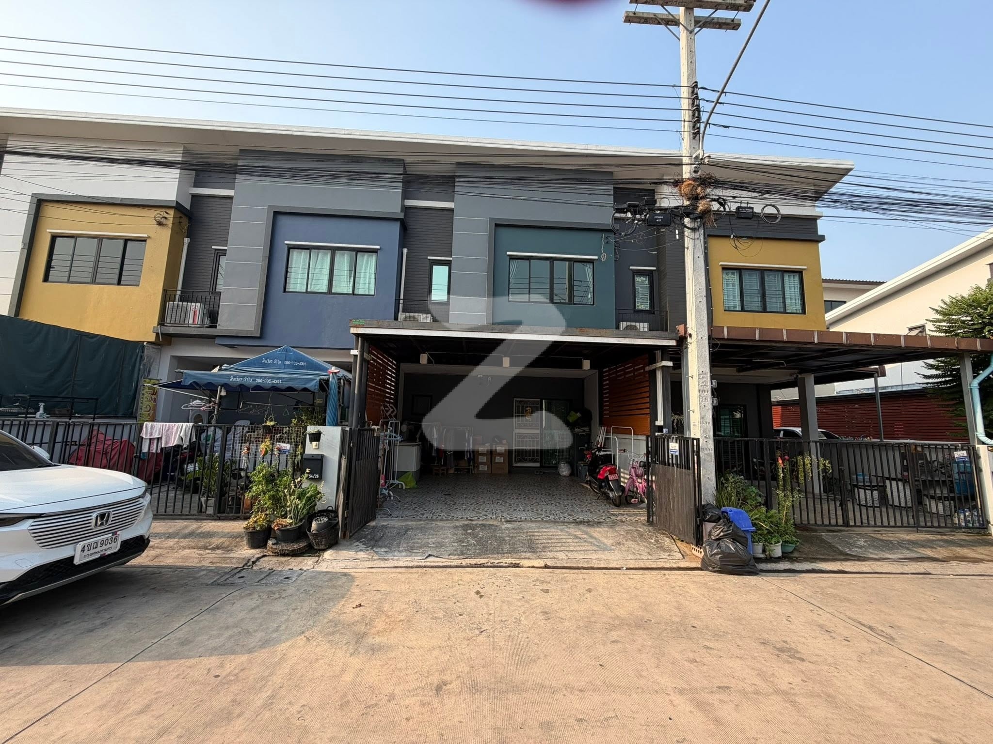 🔥 ขายด่วน ‼️ บ้านทาวน์โฮม 🔥 🏡ต่อเติมครบพร้อมเข้าอยู่🏡  ราคาขาย 2.5 ล้านบาท (เจ้าของขายเอง) 📍หมู่บ้าน เดอะพาเลต รังสิตคลองสอง  : เจ้าของขายเอง (งดรับนายหน้า)