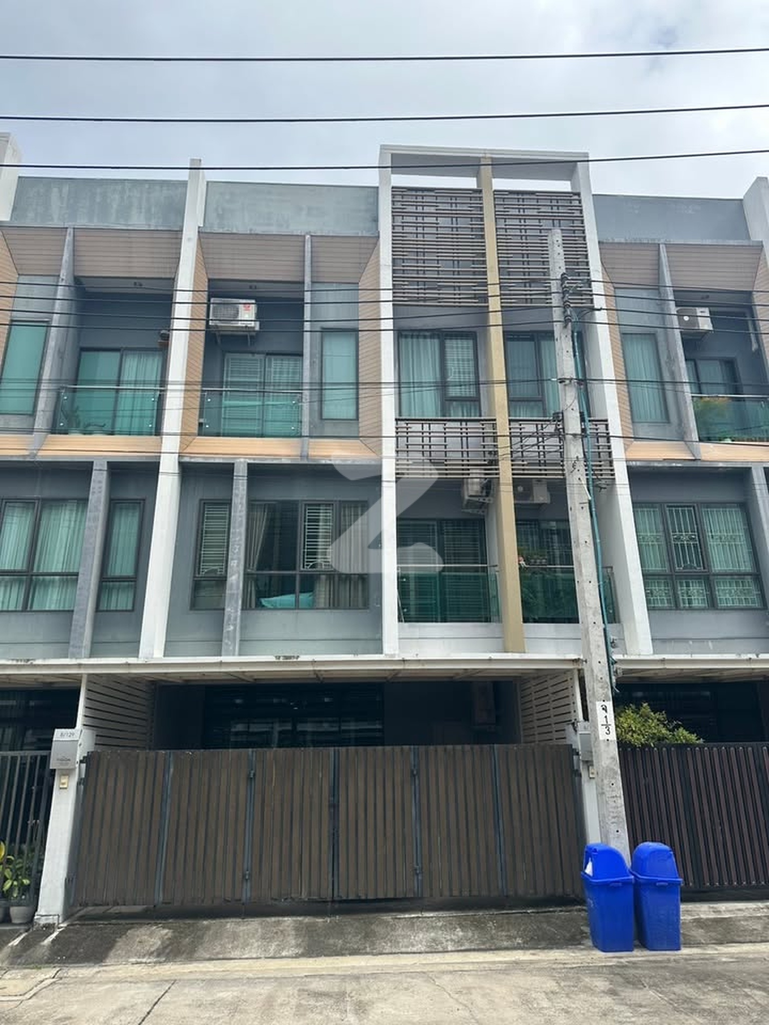 ‼️[ขาย/เช่า - ด่วน] บ้านทาวน์โฮม ซ. นวมินทร์ 85 หมู่บ้านเดอะวิชั่น ฟรีค่าโอน‼️ ‼️ ต้องการให้ ขาย และ เช่า ด่วน ‼️ : เจ้าของขายเอง (งดรับนายหน้า)