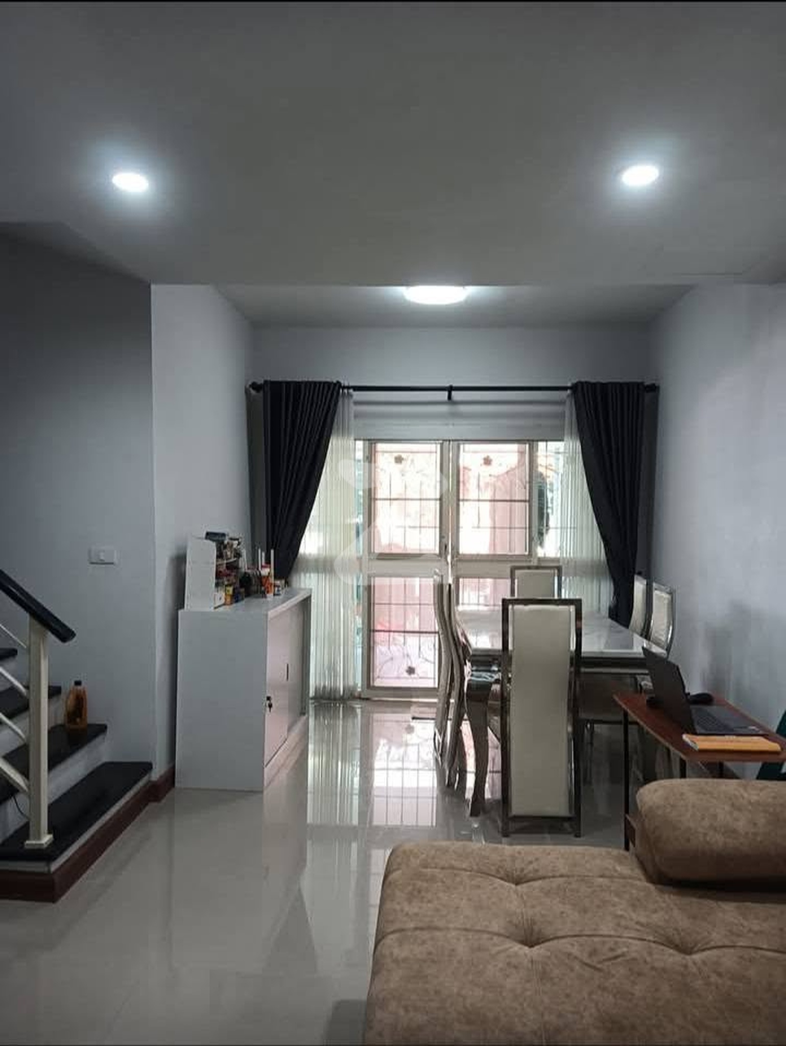 🔥 ขายขาดทุนจริง! จากต้นทุน 3.3 ล้าน เหลือเพียง 3 ล้านบาท 🏡 บ้านรีโนเวทพร้อมอยู่ ทำเลสุขสวัสดิ์ 26 ใกล้รถไฟฟ้า                             : เจ้าของขายเอง (งดรับนายหน้า)