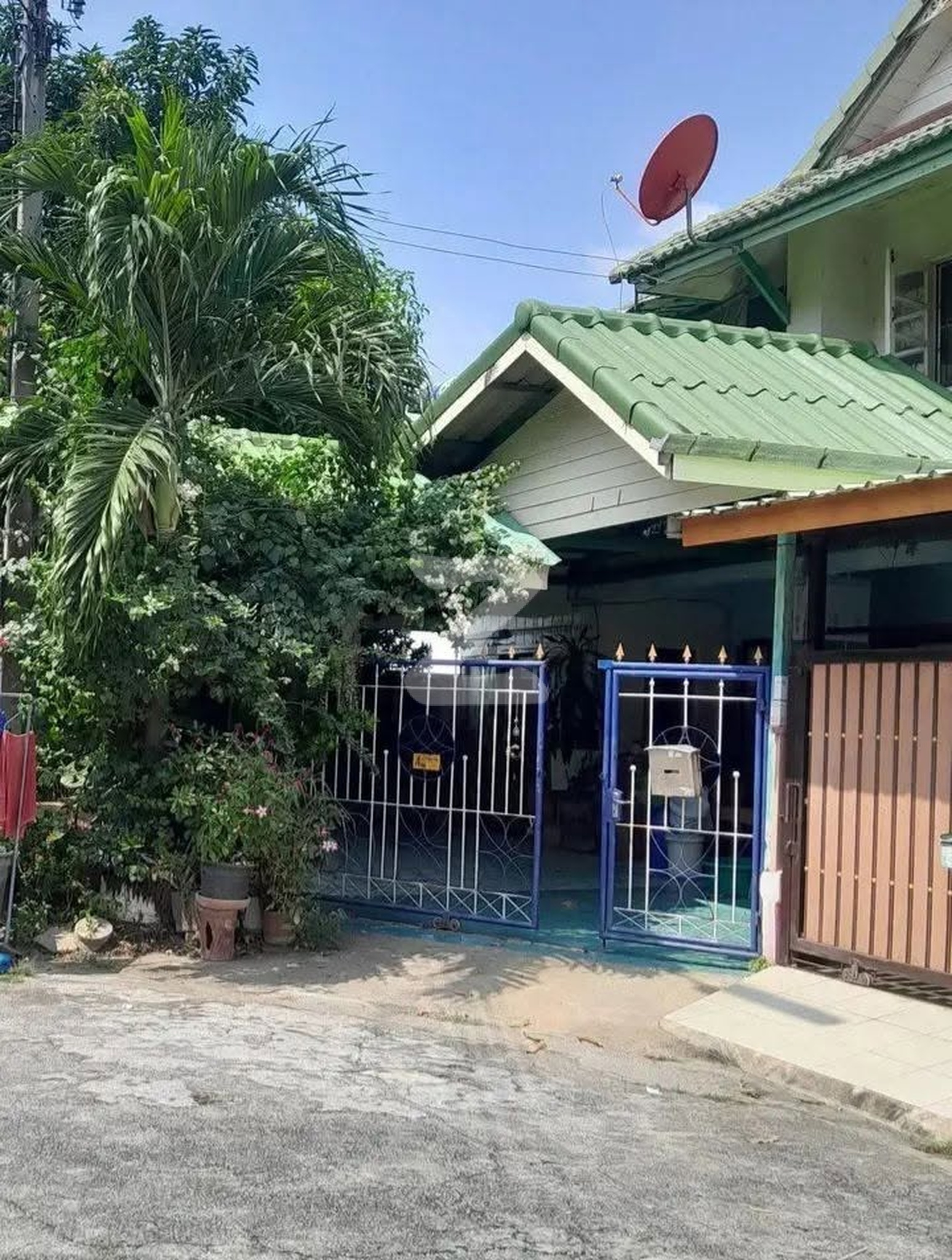🏡ขายทาวเฮ้าส์ 2ชั้น (บ้านมือสอง) พร้อมที่ดิน 33.2 ตรว. (โฉนดครุฑแดง)  หมู่บ้านพฤกษา 8   อ.นครชัยศรี จ.นครปฐม           : เจ้าของขายเอง (งดรับนายหน้า)
