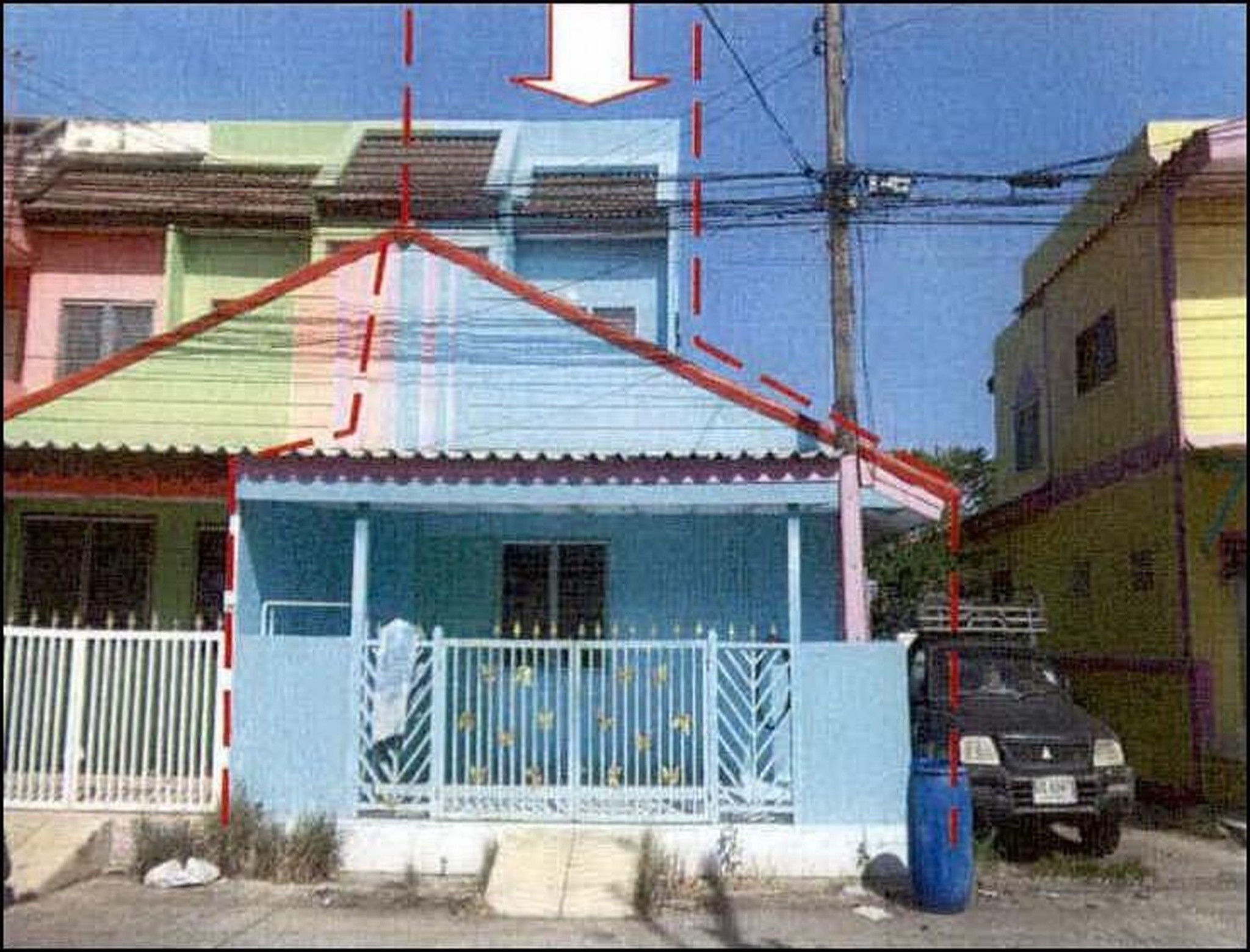 ทรัพย์สถาบันโดย อาคารสงเคราะห์ ทาวน์เฮาส์ ธนาทรัพย์สิน