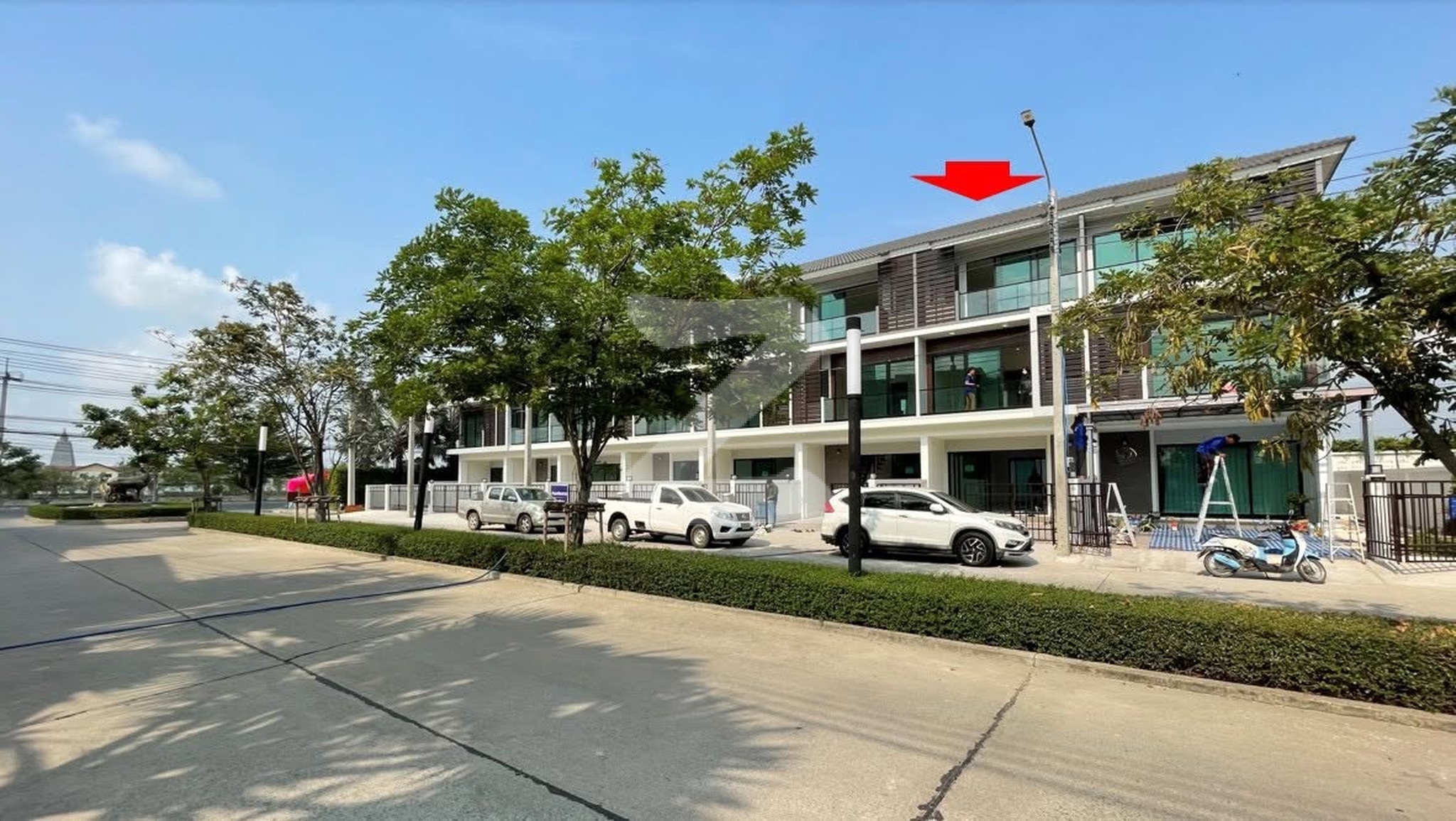ขาย ทาวน์โฮม-โฮมออฟฟิศ 3 ชั้น ⭐️"เจ้าของขายเอง" 📌หน้าโครงการ ติดถนนใหญ่ ลาดกระบัง54 ✨เพียง 4,290,000 บาท ✈️ทำเลดี ใกล้สนามบินสุวรรณภูมิ  : เจ้าของขายเอง (งดรับนายหน้า)