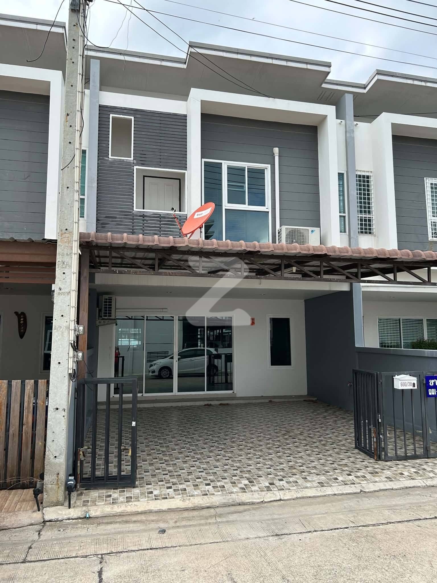 ✅เจ้าของขายเอง ️ขายทาวน์โฮม หมู่บ้านอรินสิริ สุขุมวิท ฟังก์ชั่นบ้านเดี่ยวในราคาทาวน์เฮ้าส์ : เจ้าของขายเอง (งดรับนายหน้า)