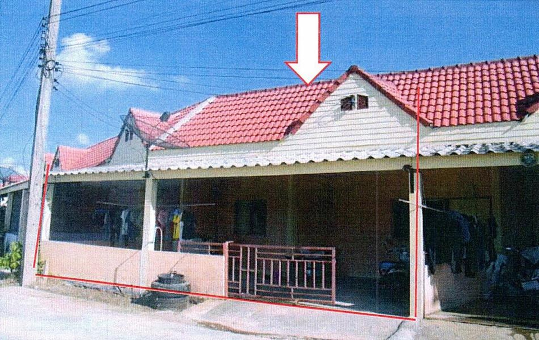 ทรัพย์สถาบันโดย อาคารสงเคราะห์ ทาวน์เฮาส์ กรรณ์ษะณา