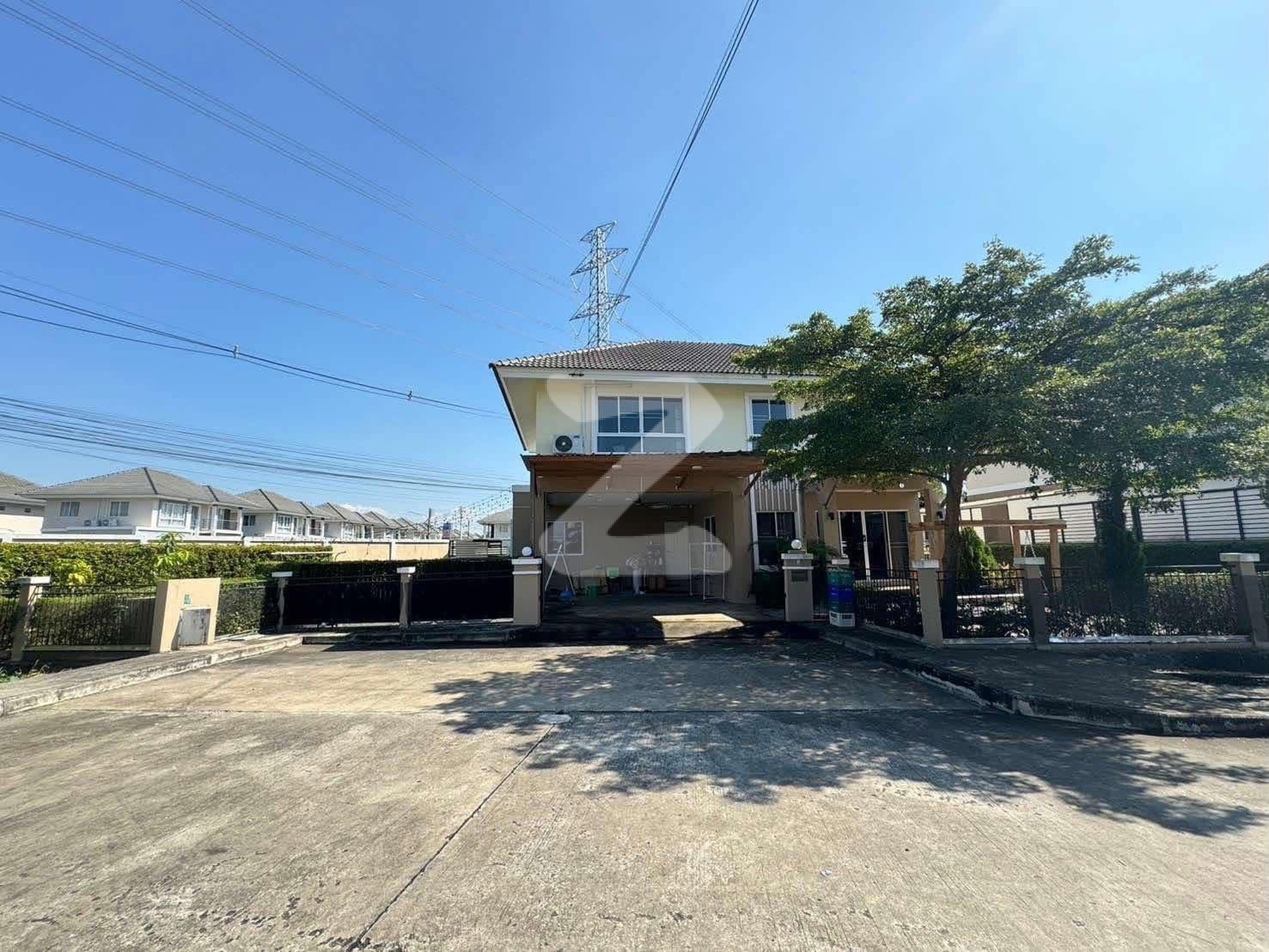 🏡 บ้านเดี่ยวพร้อมอยู่ กาญกนกวิลล์ 13  อ.สารภี จ.เชียงใหม่ 💰 ราคาเพียง 3.59 ล้านบาท (เจ้าของขายเอง ต่อรองราคาได้) ✨ บ้านสวย บรรยากาศดี พร้อมเข้าอยู่ไ : เจ้าของขายเอง (งดรับนายหน้า)