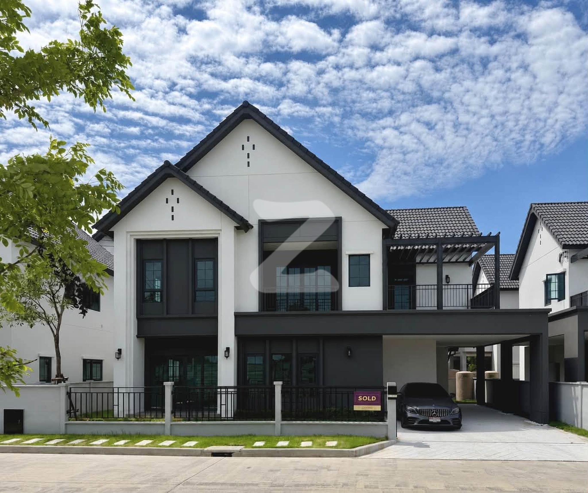 (❗️OWNER Post ❗️ ) Centro Bangna New Home 🏠 303 ตรม 74 ตรว - แปลงหน้าบ้านไม่ติดใคร ติดสวน : เจ้าของให้เช่าเอง (งดรับนายหน้า)
