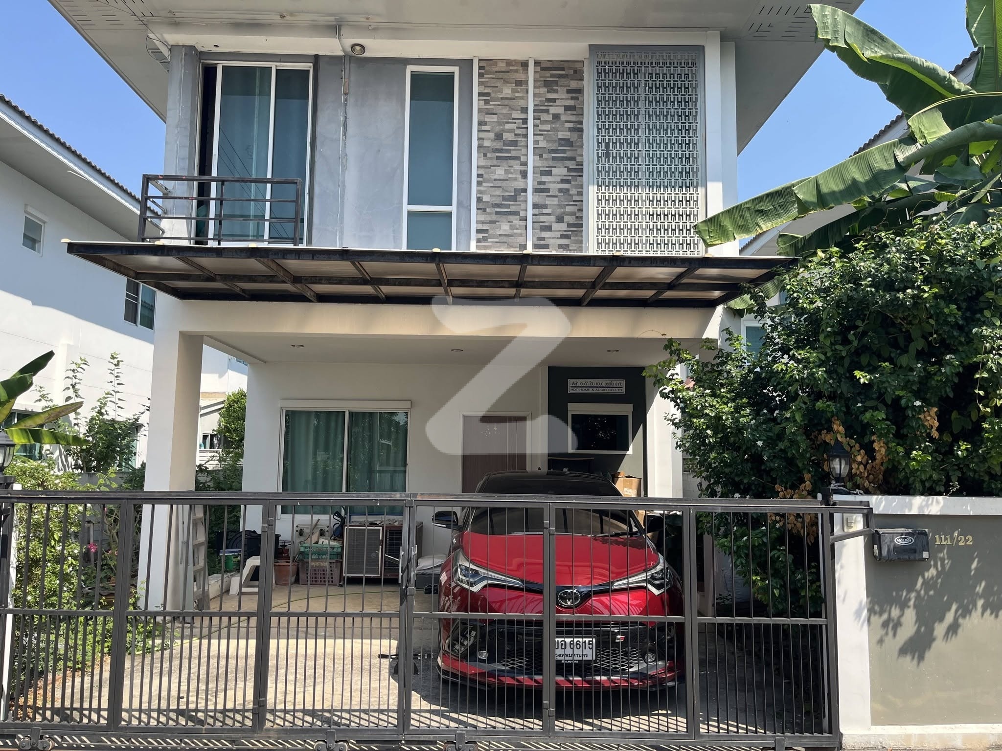 หมู่บ้านภัทรีดาวิลล่า ปทุมธานี 2 ต.บางเดื่อ อ.เมืองปทุมธานี จ.ปทุมธานี ที่ดิน 37.4 ตรว. พื้นที่ใช้สอย 145 ตรม.   : เจ้าของขายเอง (งดรับนายหน้า)