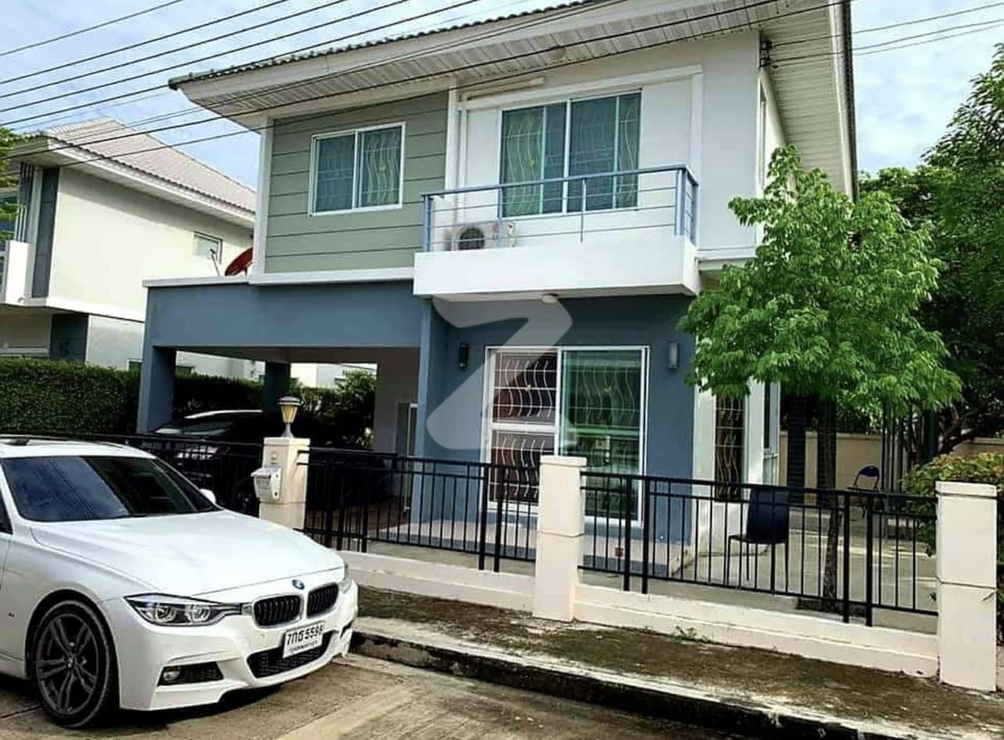 เจ้าของขายเอง บ้านอยู่ในซอยท่าอิฐ  จ.นนทบุรี  หมู่บ้านเดอะวิลล่ารัตนาธิเบศร์ ซอย 22/1 ซอยพิเศษ : เจ้าของขายเอง (งดรับนายหน้า)