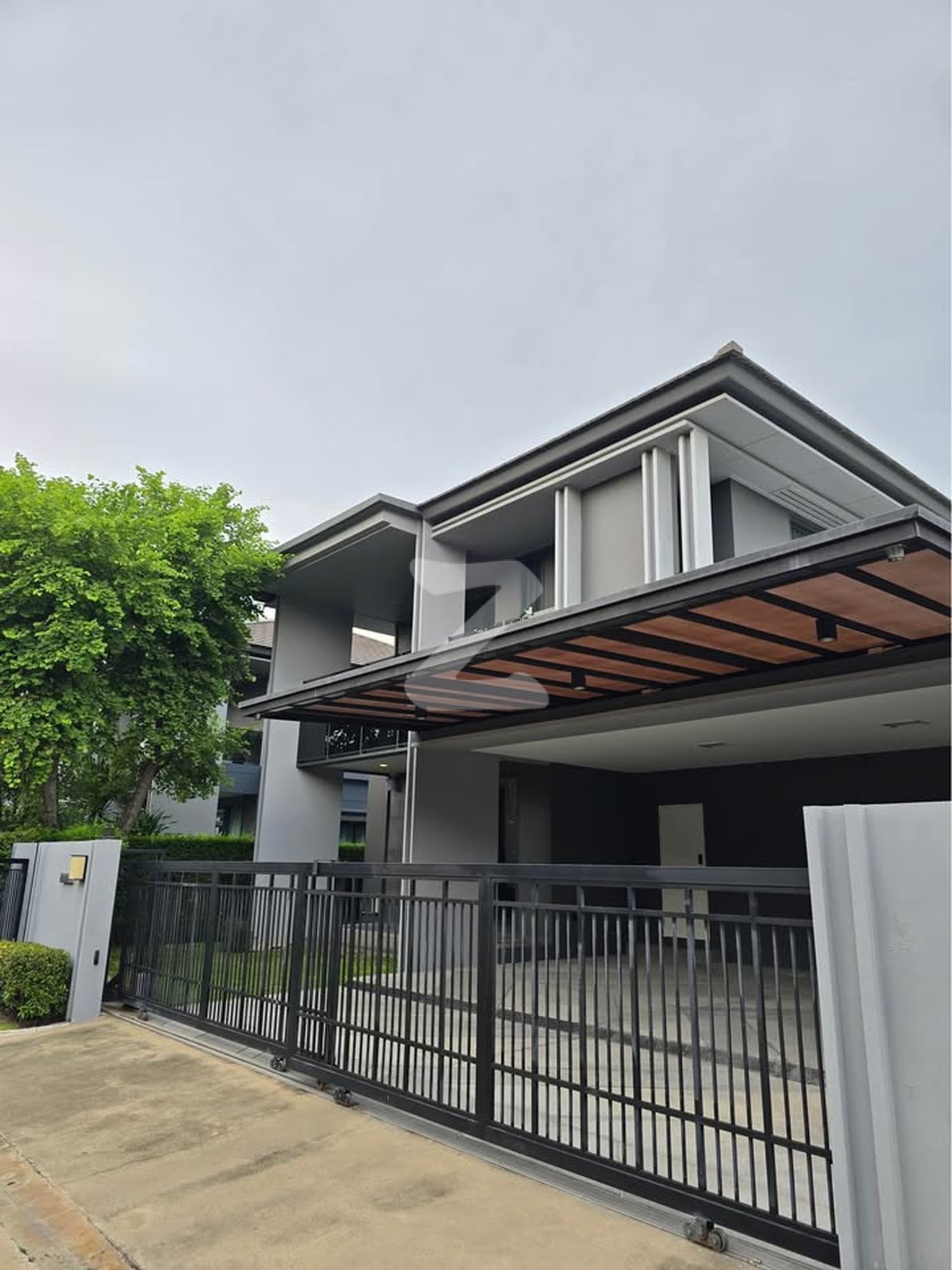 For rent by Owner .Single house !!Setthasiri Krungthep kreetha 2 🏡4Rooms 3 parking lots  บ้านเดี่ยวเศรษฐสิริ กรุงเทพกรีฑา2 : เจ้าของให้เช่าเอง (งดรับนายหน้า)