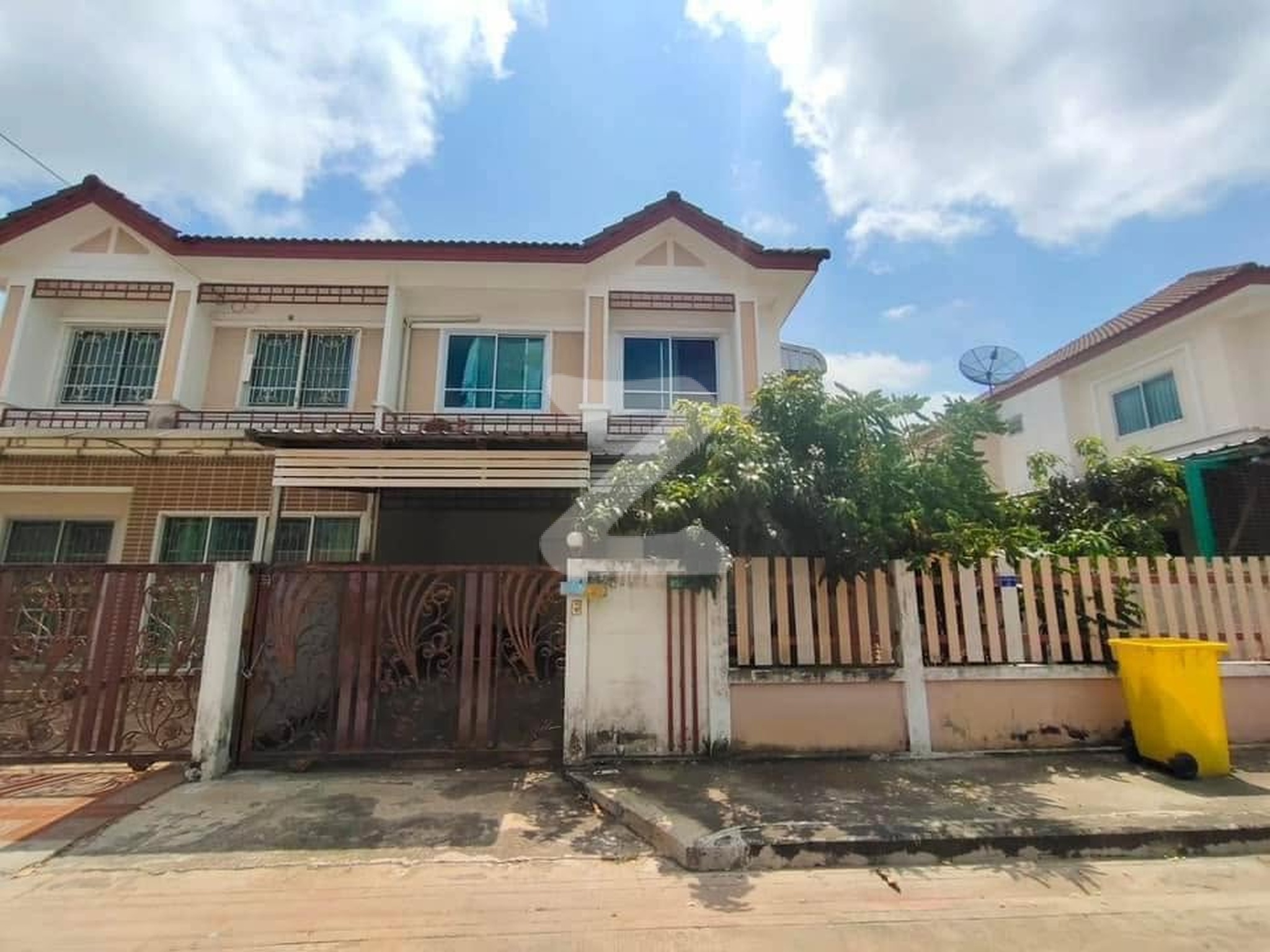‼️ขายด่วน‼️  หมู่บ้าน สินทวีกรีนวิลล์ (เจ้าของบ้านขายเอง) ขายบ้านแฝด 2 ชั้น 🏠🏠 : เจ้าของขายเอง (งดรับนายหน้า)