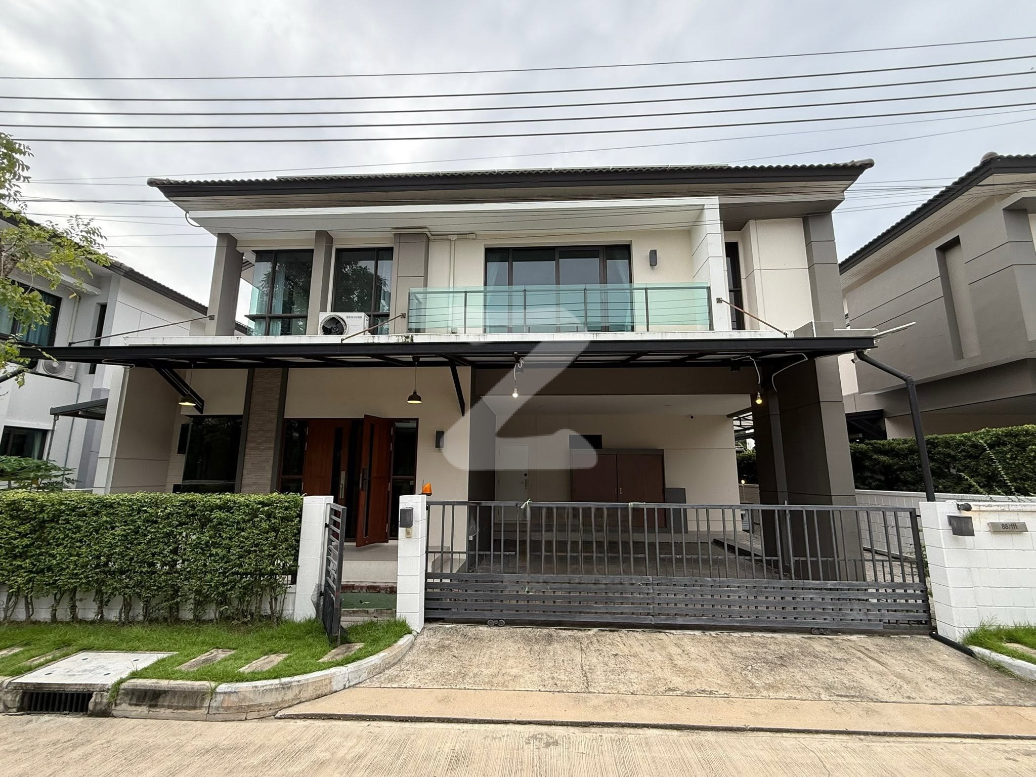 ขายบ้านเดี่ยวพร้อมอยู่ 69 ตร.วา ติดโซล่าร์เซลล์ และมิเตอร์ TOU หมู่บ้านเดอะซิตี้ สาทร-สุขสวัสดิ์ : เจ้าของขายเอง (งดรับนายหน้า)
