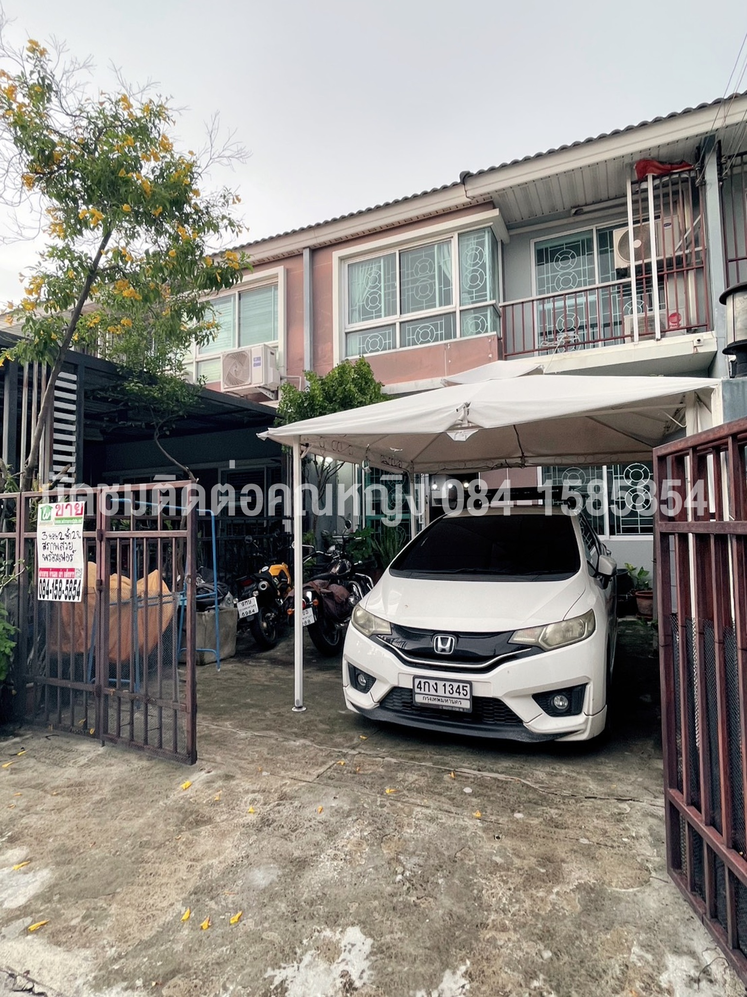 บ้านสวย เพื่อนบ้านน่ารัก ไม่เคยมีปัญหาเรื่องจอดรถ