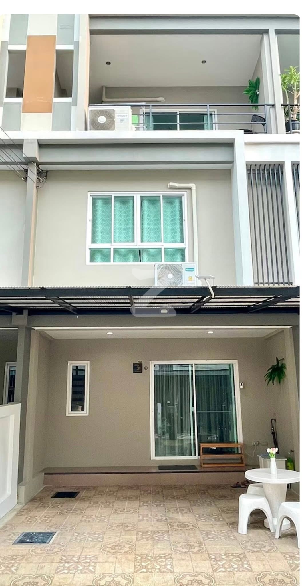 ขาย/ เช่า ทาวน์โฮม 3 ชั้น วิชั่น สมาร์ท ไลฟ์ รัตนาธิเบศร์ สถานีรถไฟฟ้าบางพลู          : เจ้าของให้เช่าเอง (งดรับนายหน้า)