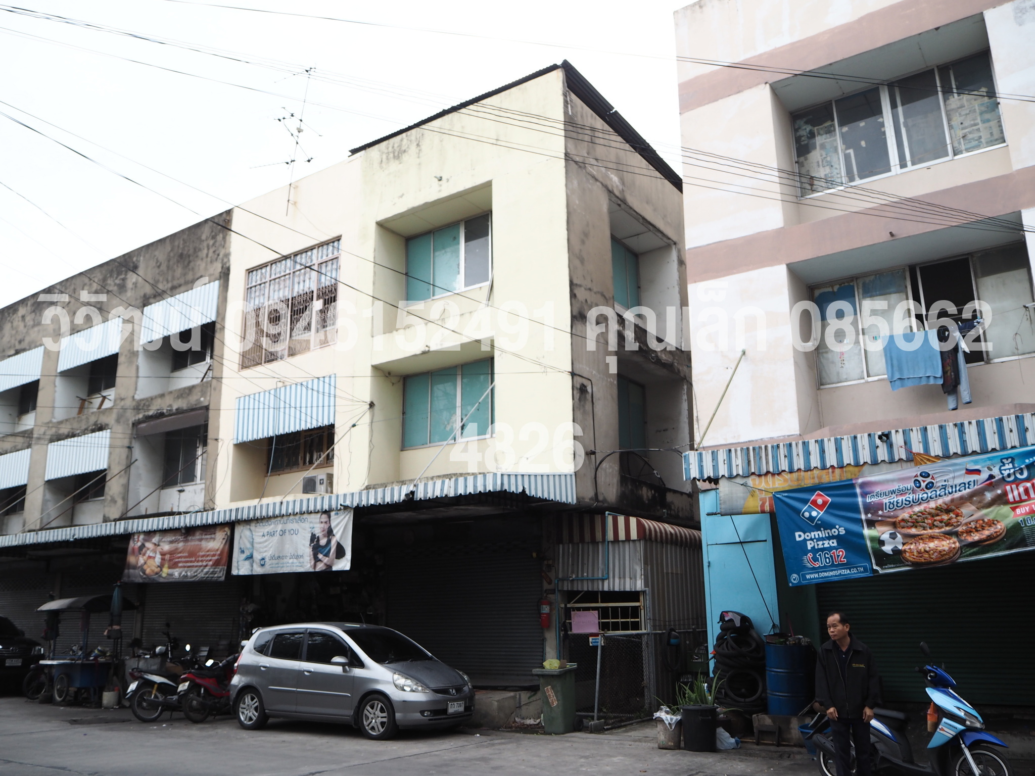 บ้านติด MRT แจ้งวัฒนะ-ปากเกร็ด Central แจ้งวัฒนะ เพียง 700 เมตร บ้านแฝด 3ชั้น 6 ห้องนอน 2ห้องน้ำ พื้นที่ใช้สอย 192 ตร.ม. พิเศษจาก 2.7 เหลือ 2.3ล้าน : เจ้าของขายเอง