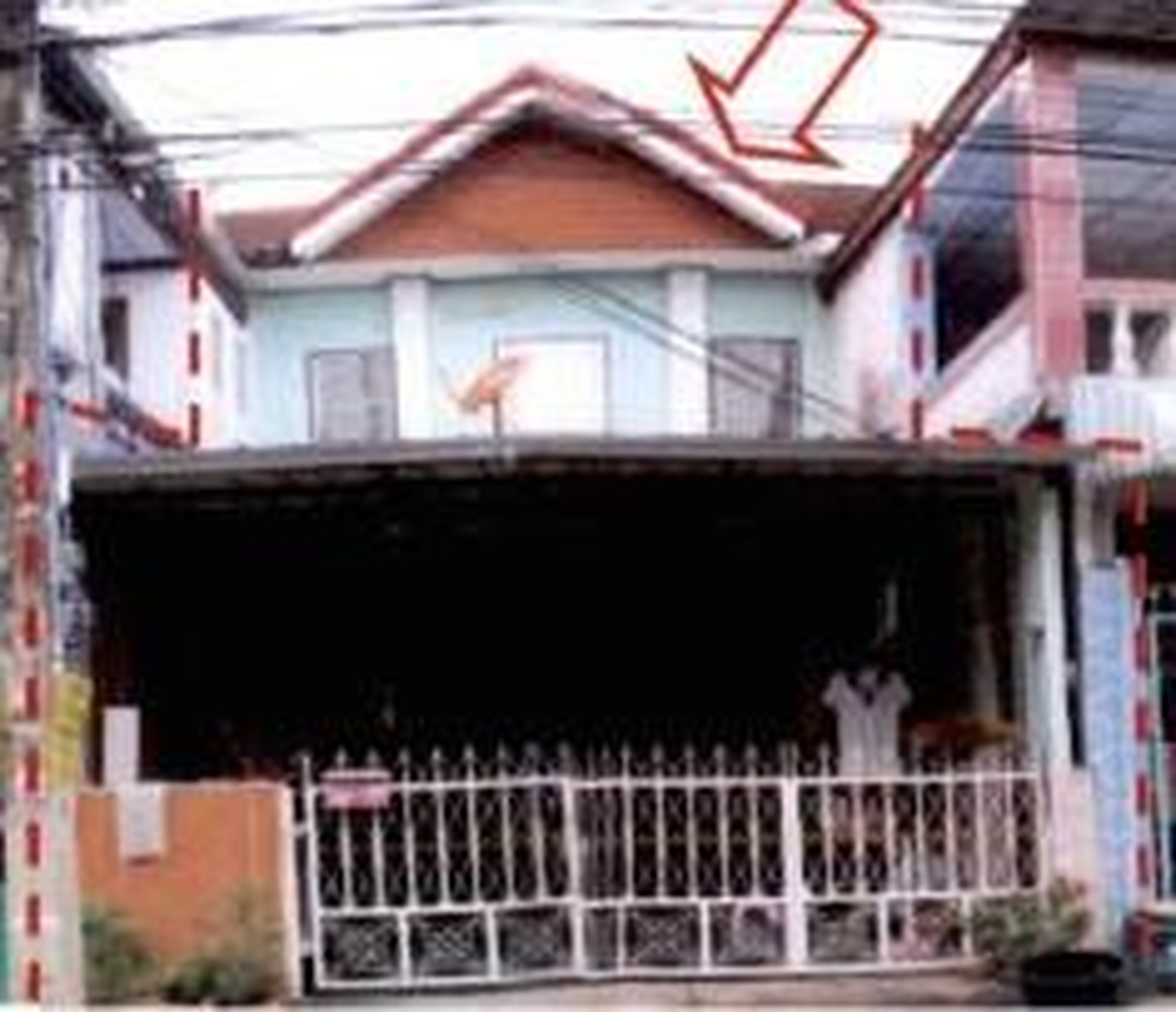 ทรัพย์สถาบันโดย อาคารสงเคราะห์ ทาวน์เฮาส์ โครงการทวีสุข