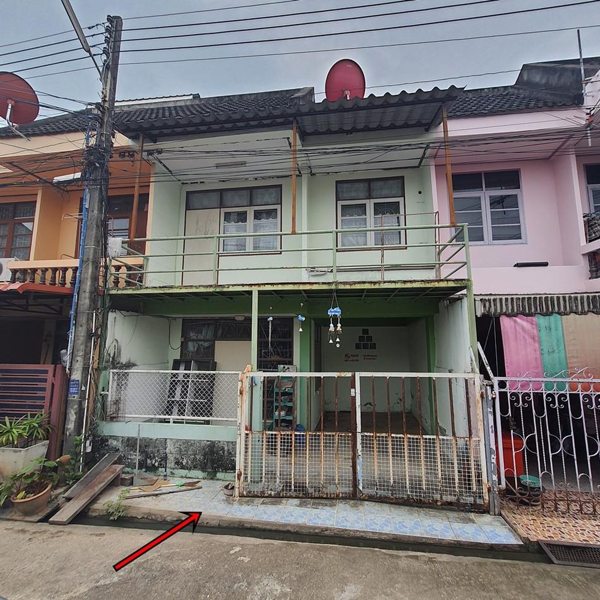ทรัพย์สถาบันโดย อาคารสงเคราะห์ ทาวน์เฮาส์ ซอยถ.เกาะพรวด ถนนทล.3138