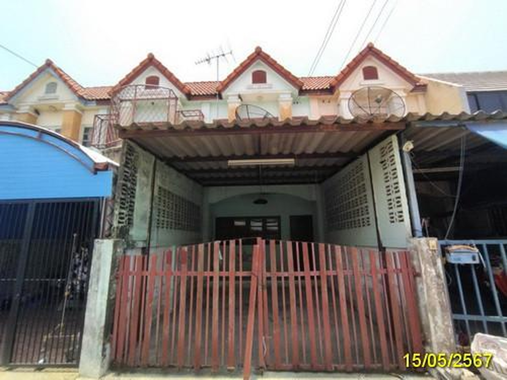 ทรัพย์สถาบันโดย อาคารสงเคราะห์ ทาวน์เฮาส์ บ้านปทุมลาดหลุมแก้ว
