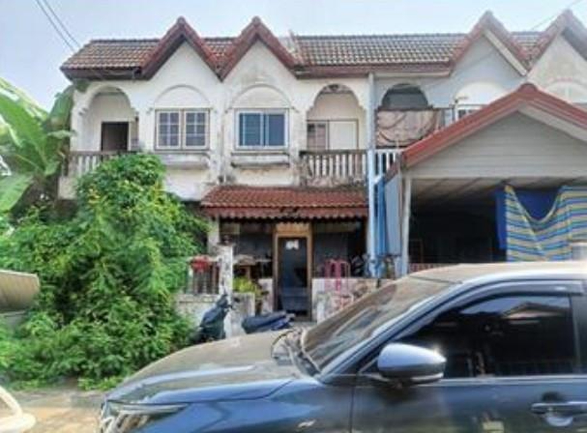 ทรัพย์สถาบันโดย ธอส. ทาวน์เฮาส์ ศรีอรุณการ์เด้นวิลล์