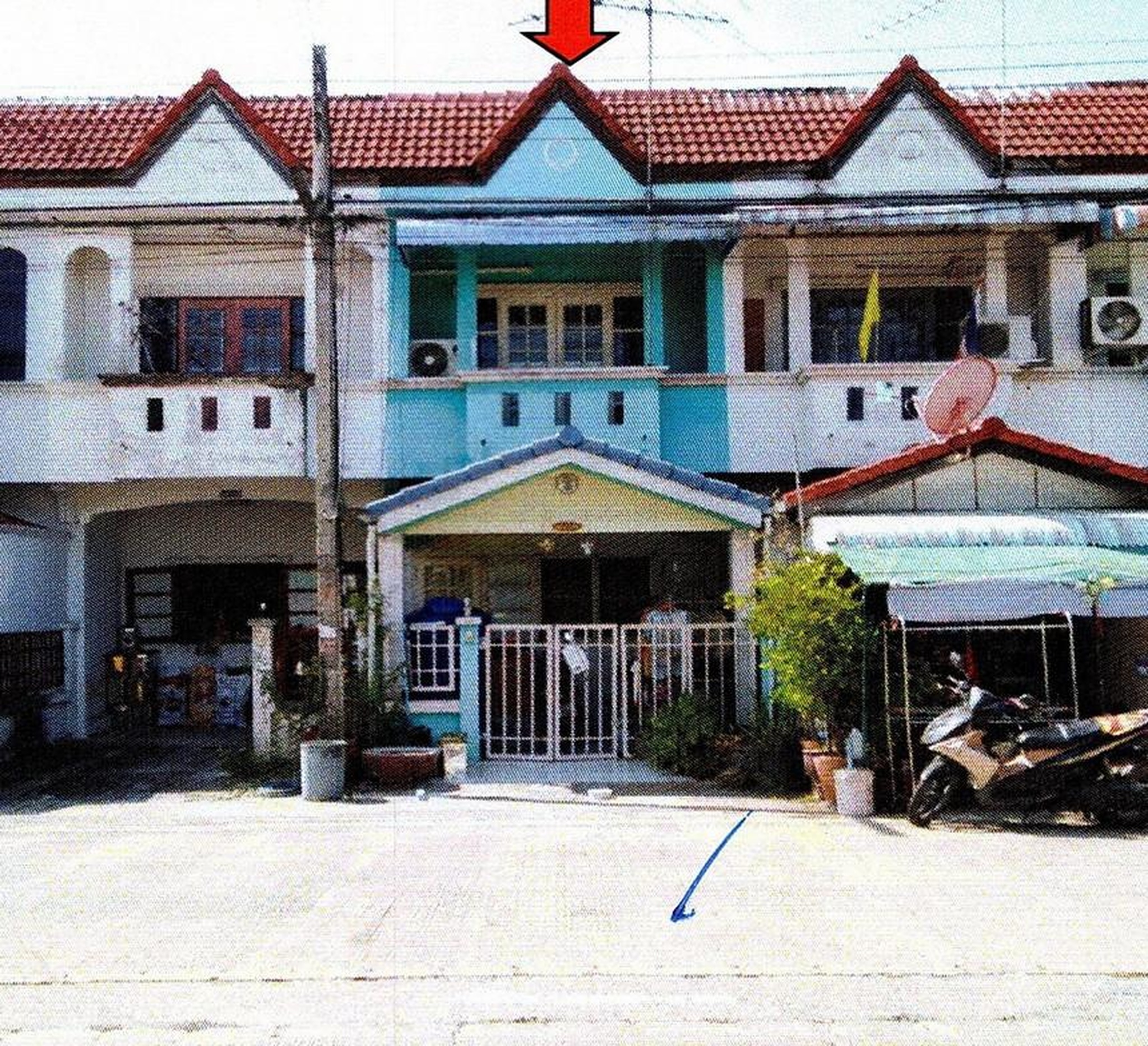 ทรัพย์สถาบันโดย ธอส ทาวน์เฮาส์ ฟ้ารังสิต