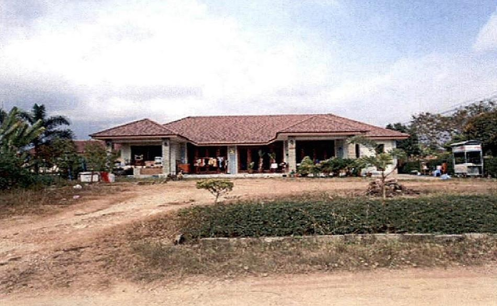 ทรัพย์สถาบันโดย ธอส บ้านเดี่ยว นิคมพัฒนา ระยอง