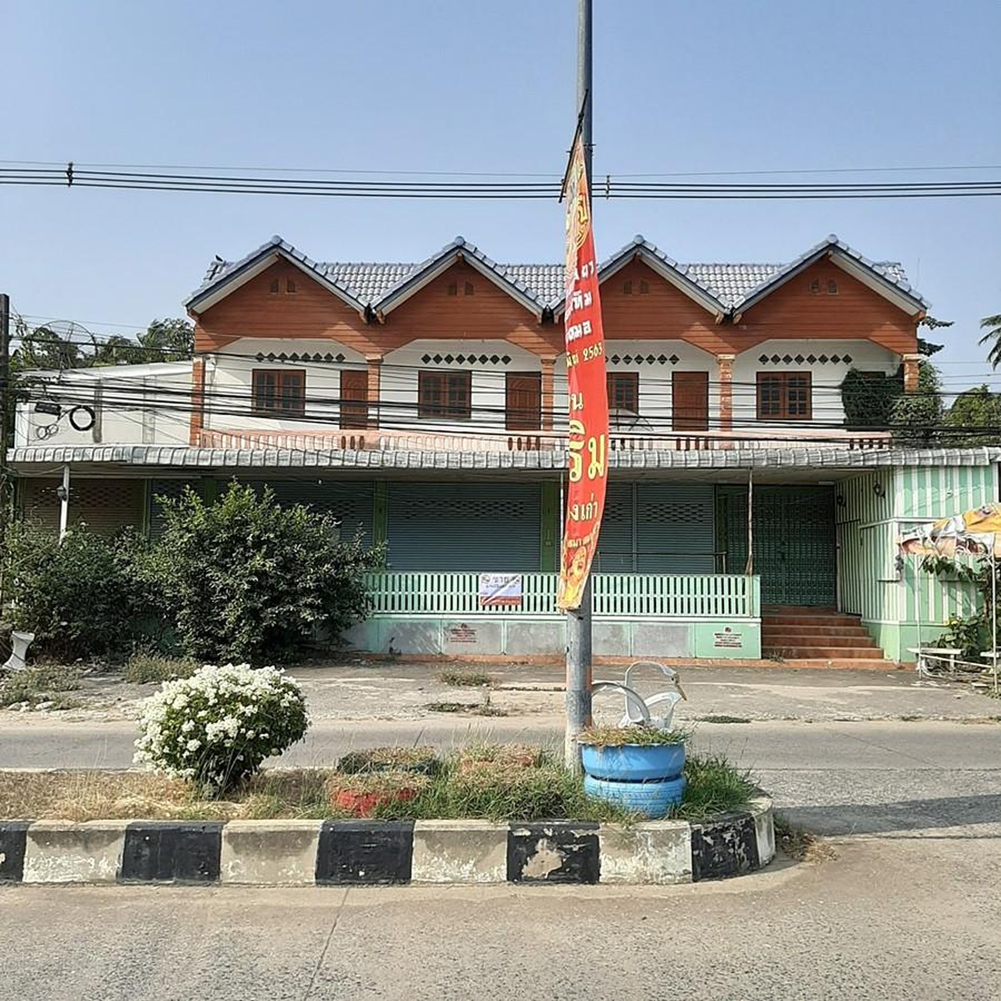 ทรัพย์สถาบันโดย ธอส บ้านเดี่ยว ถนนเก้าเลี้ยววิถี
