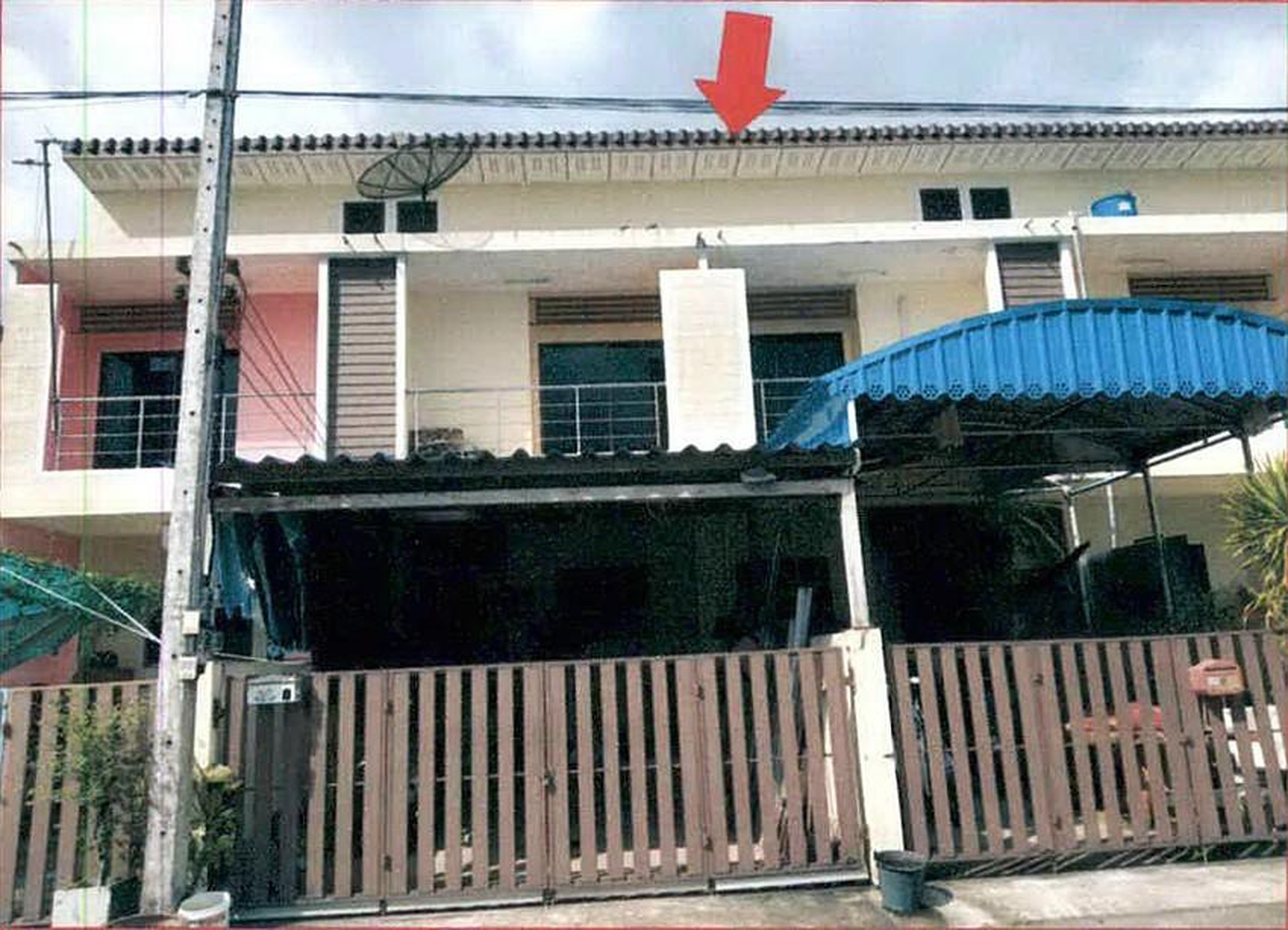 ทรัพย์สถาบันโดย ธอส ทาวน์เฮาส์ ถนนประชาชื่น1